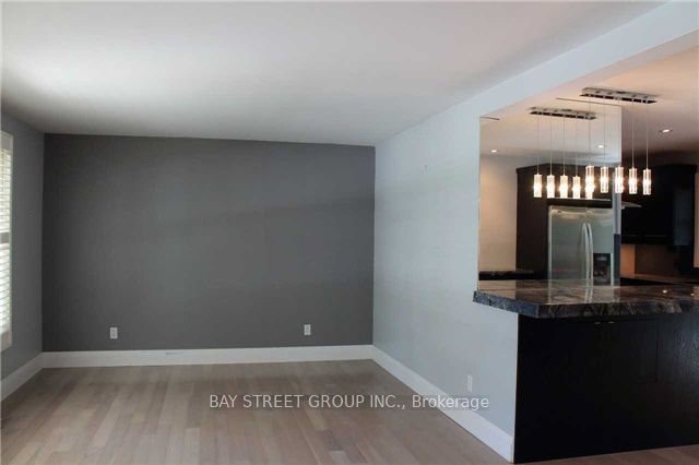 308 Maple Street, Newmarket, ON L3Y 3K4 photo 4