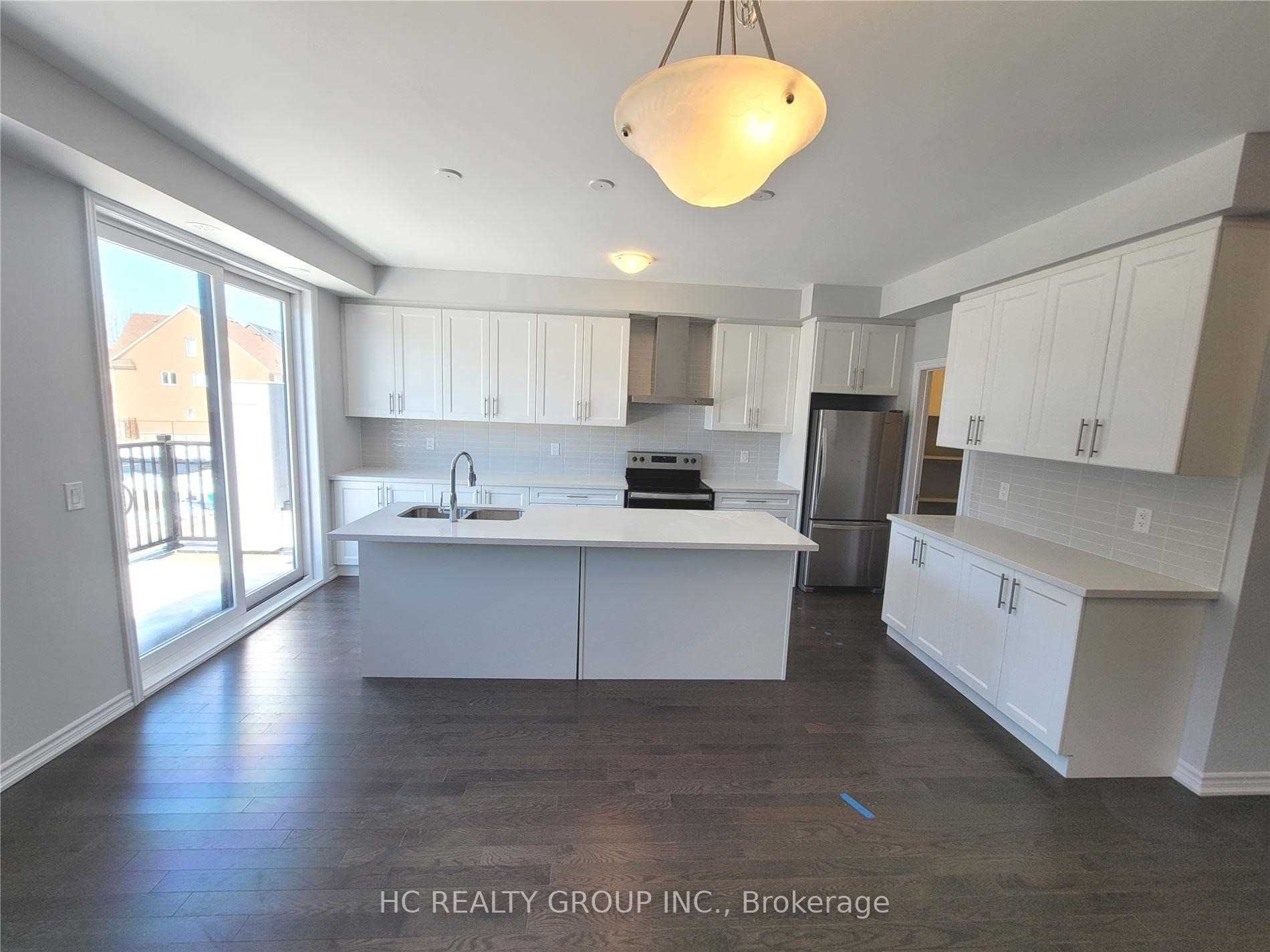 9702 Kennedy Road, Markham, ON L6C 3J8 photo 2