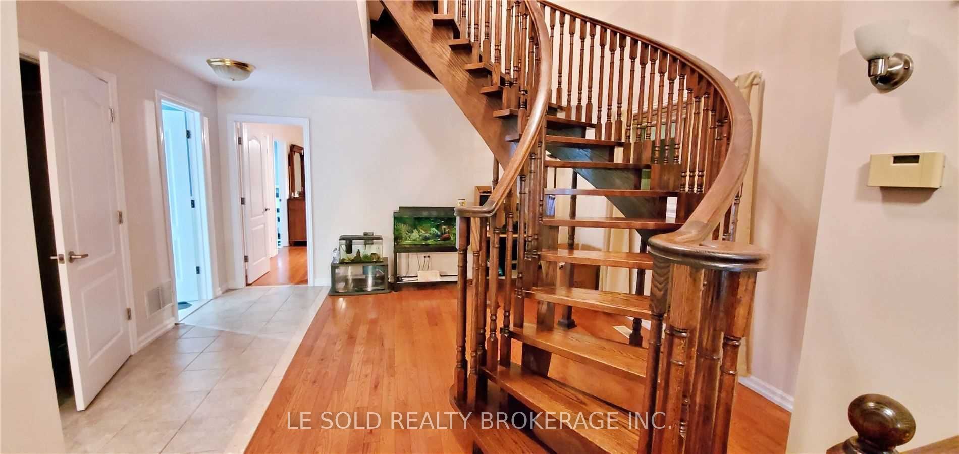 50 Dickson Hill Road Upper, Markham, ON L3P 3J3 photo 2