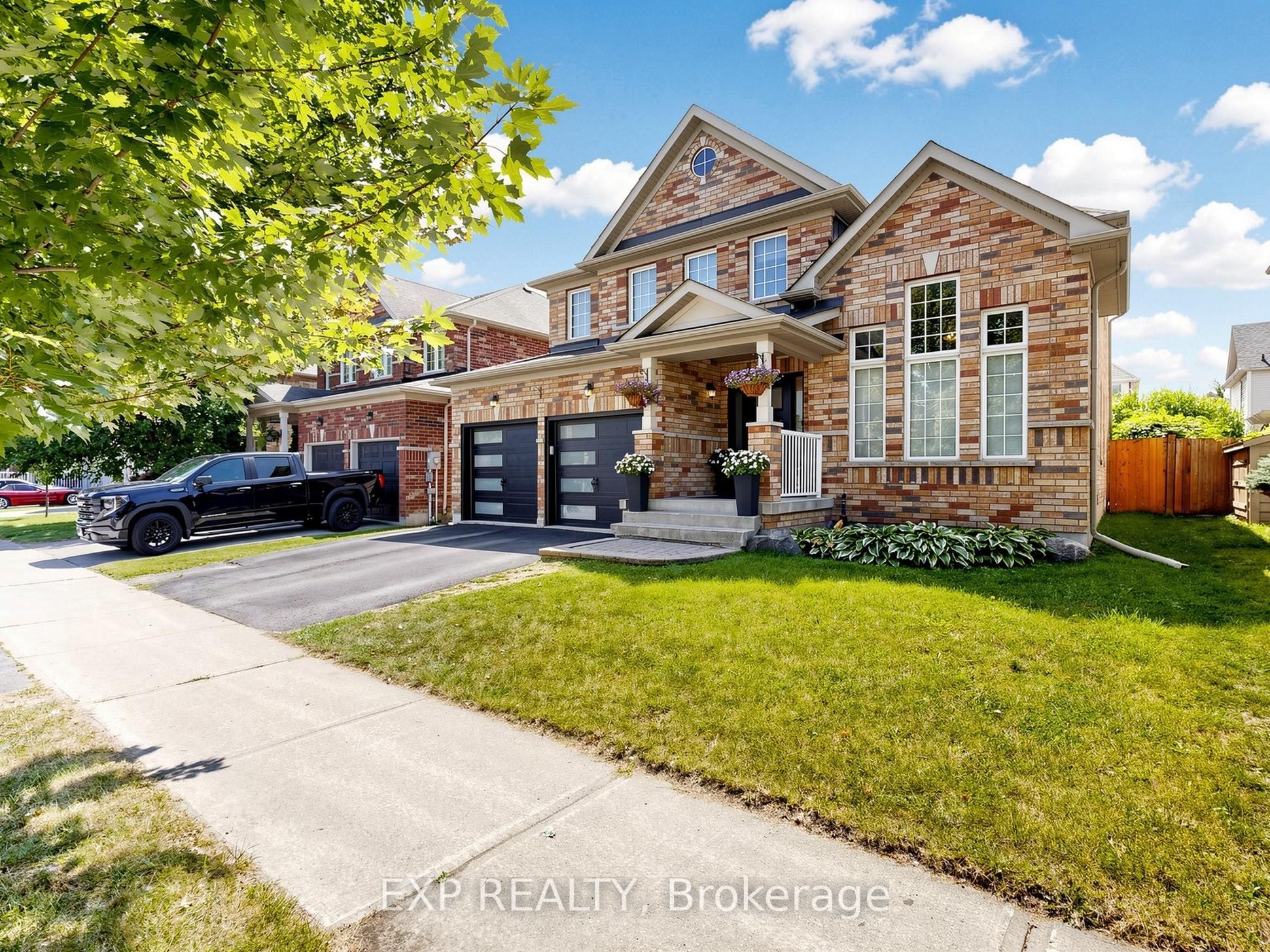 9 Carness Crescent, Georgina, ON L4P 0B6 photo 3