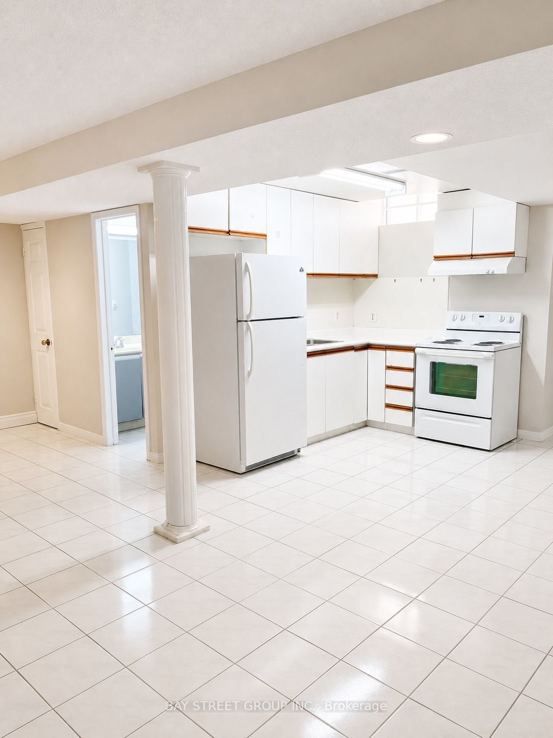 21 Larratt Lane BSMT, Richmond Hill, ON L4C 9J1 photo 4