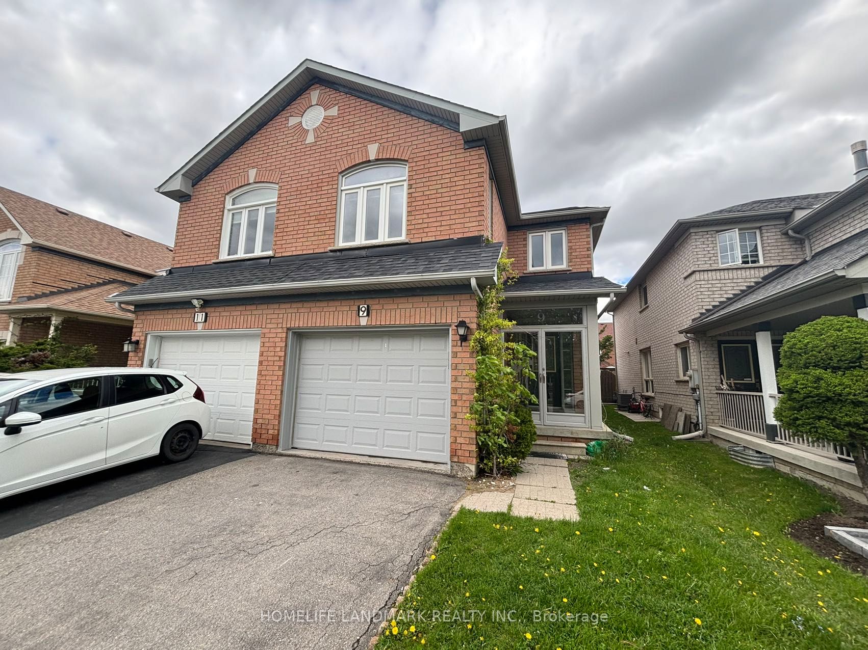 9 Baltic Street, Richmond Hill, ON L4B 4H8