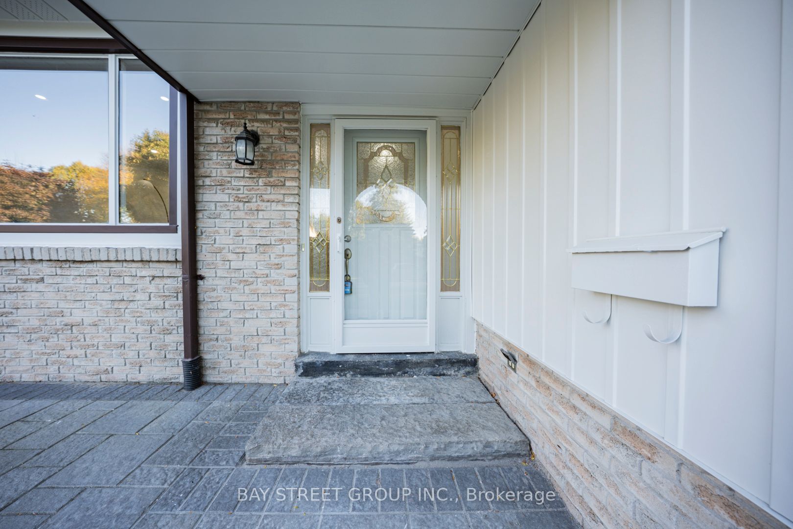 4 Sir Brandiles Place, Markham, ON L3P 2Z5 photo 2
