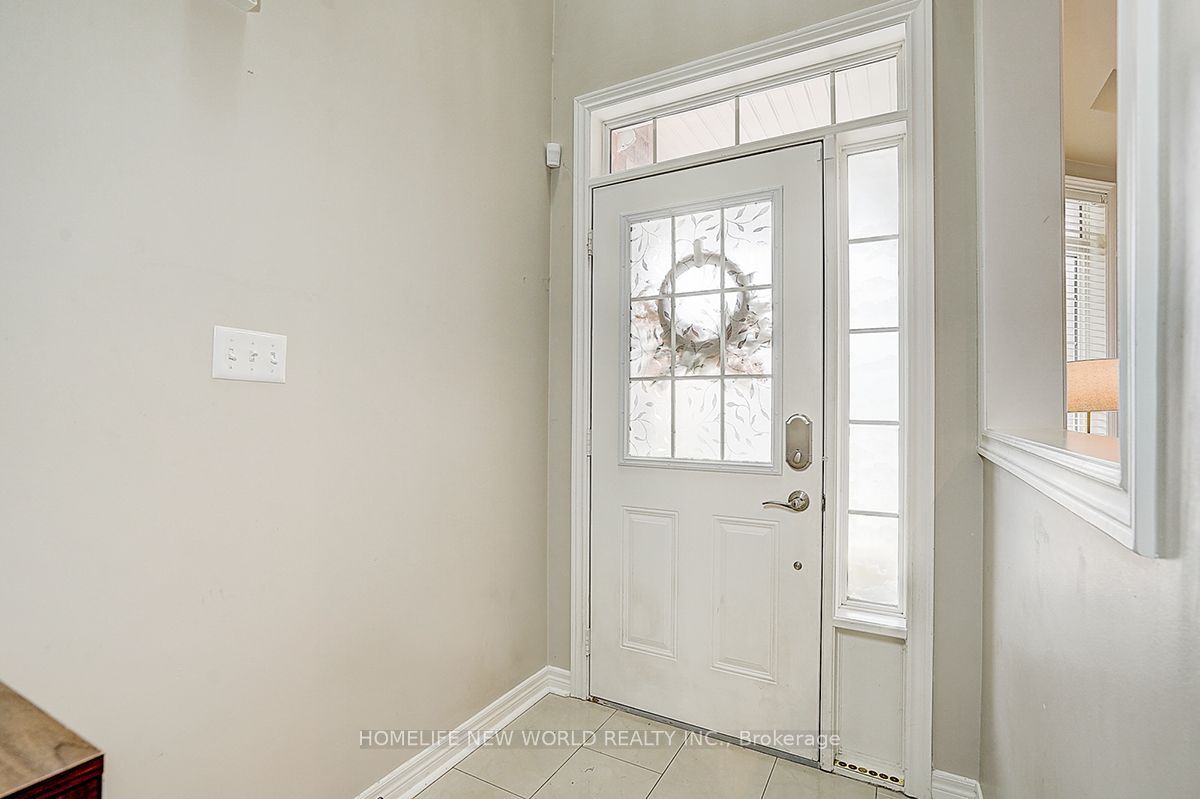 39 James Parrott Avenue, Markham, ON L6E 0J8 photo 3