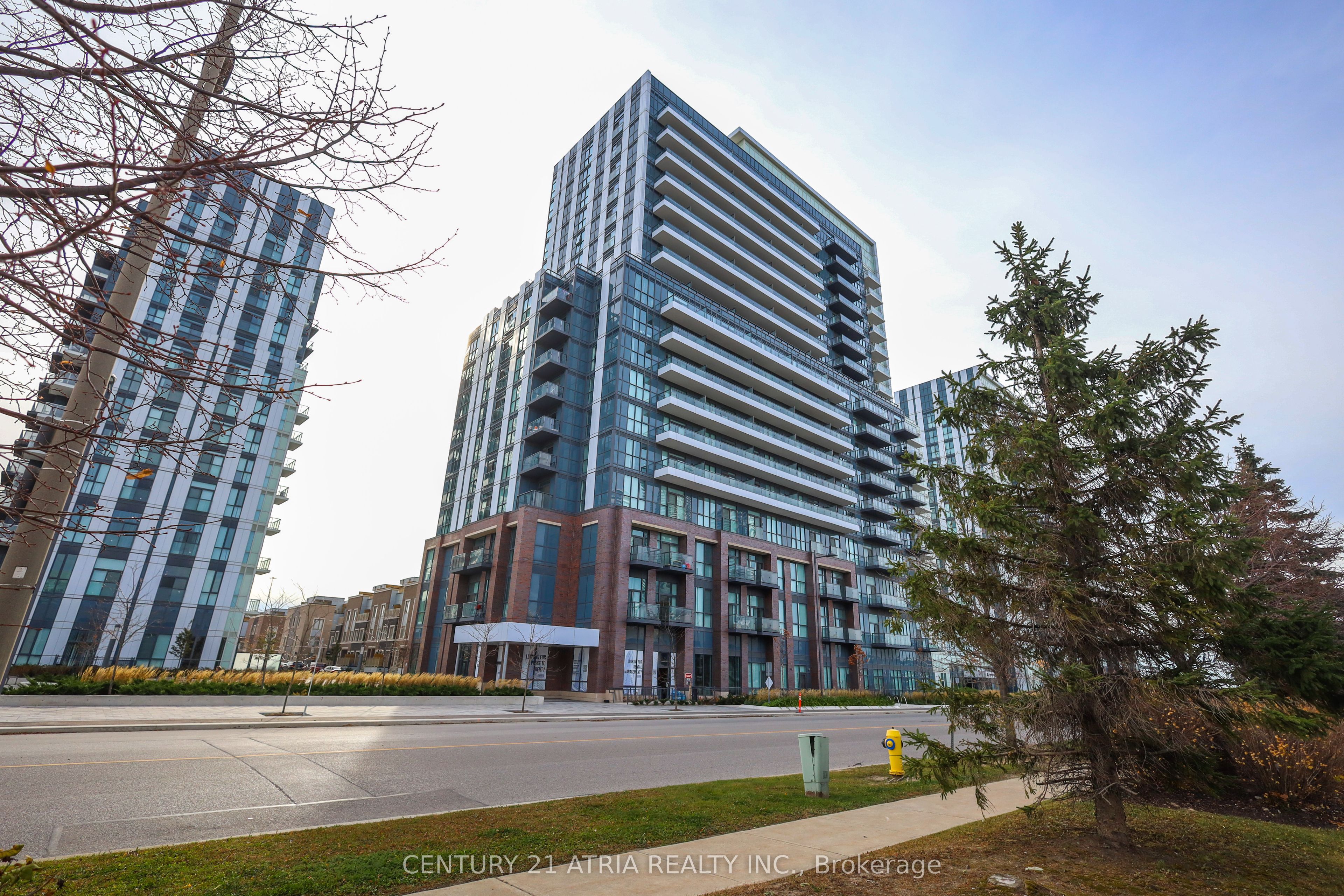 38 Honeycrisp Crescent 701, Vaughan, ON L4K 5C3
