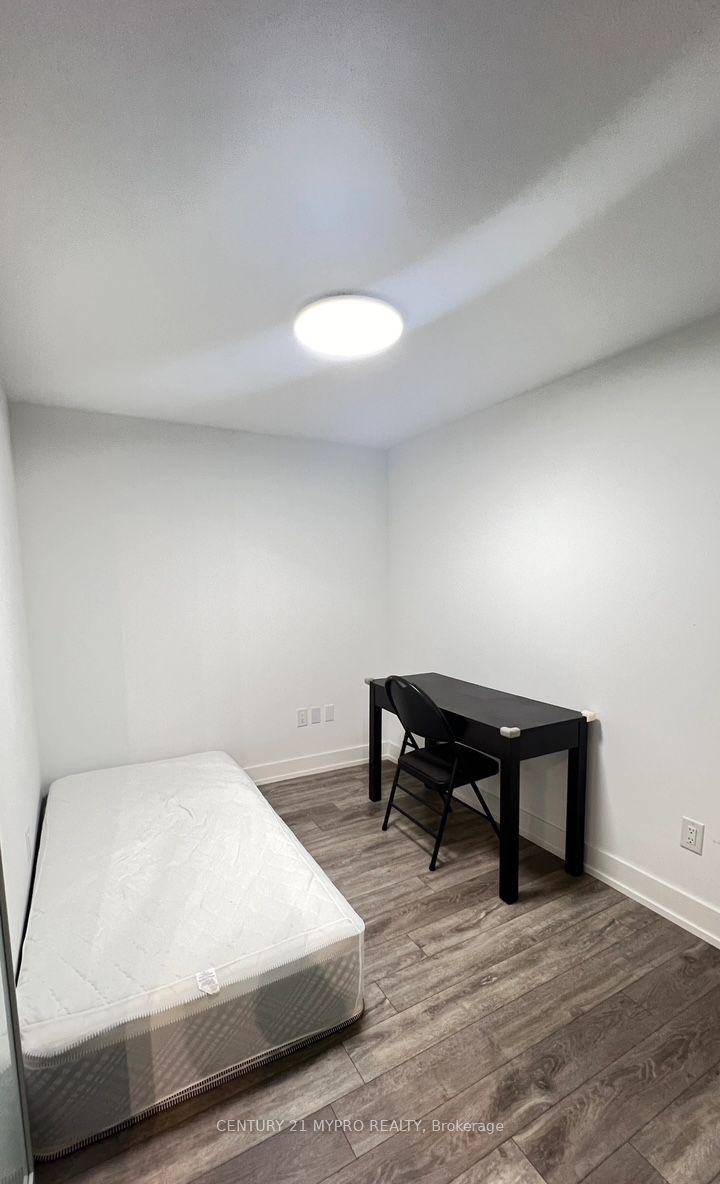 9 Clegg Road 812, Markham, ON L6G 0H3 photo 5