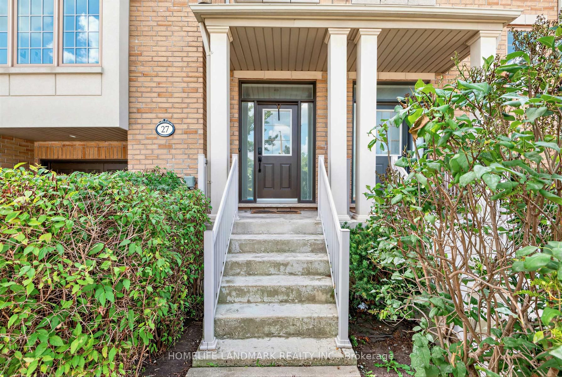 8900 Bathurst Street 27, Vaughan, ON L4J 8A7 photo 2