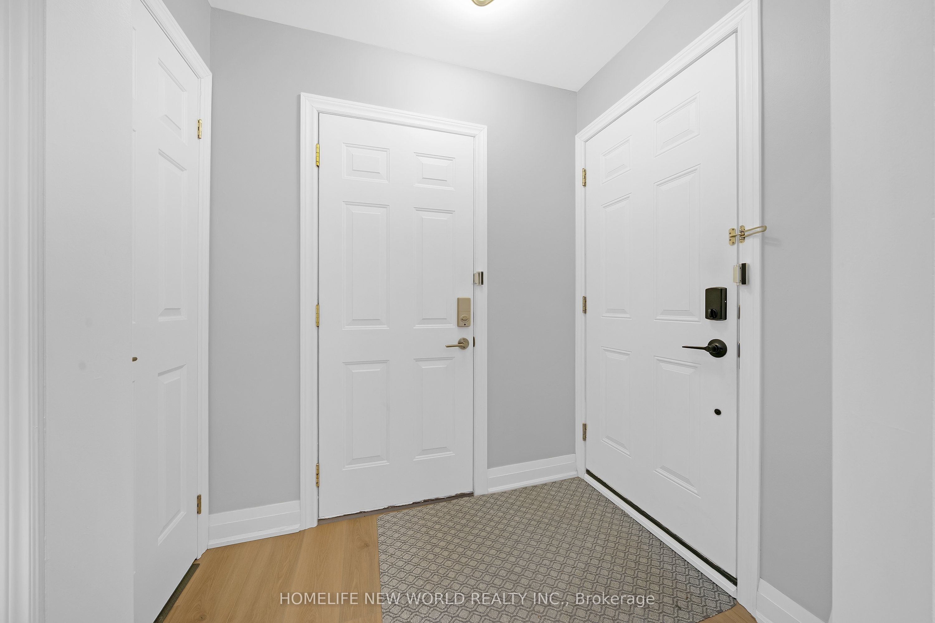 351 Millard Street, Whitchurch-Stouffville, ON L4A 5S4 photo 4