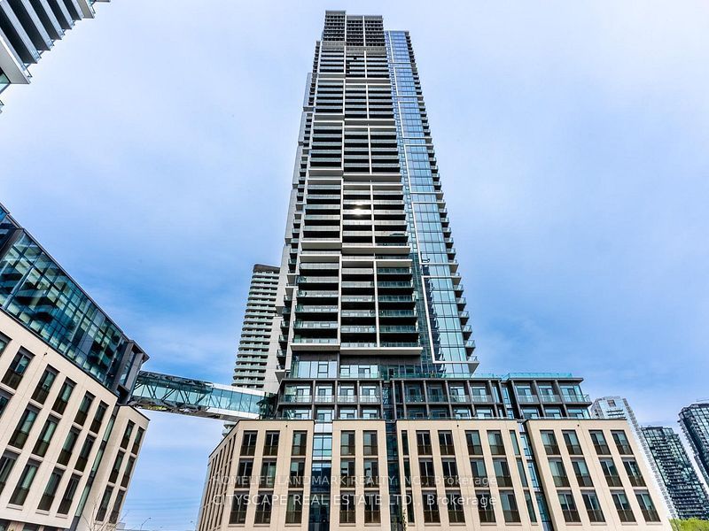 7890 Jane Street 1812, Vaughan, ON L4K 0K9