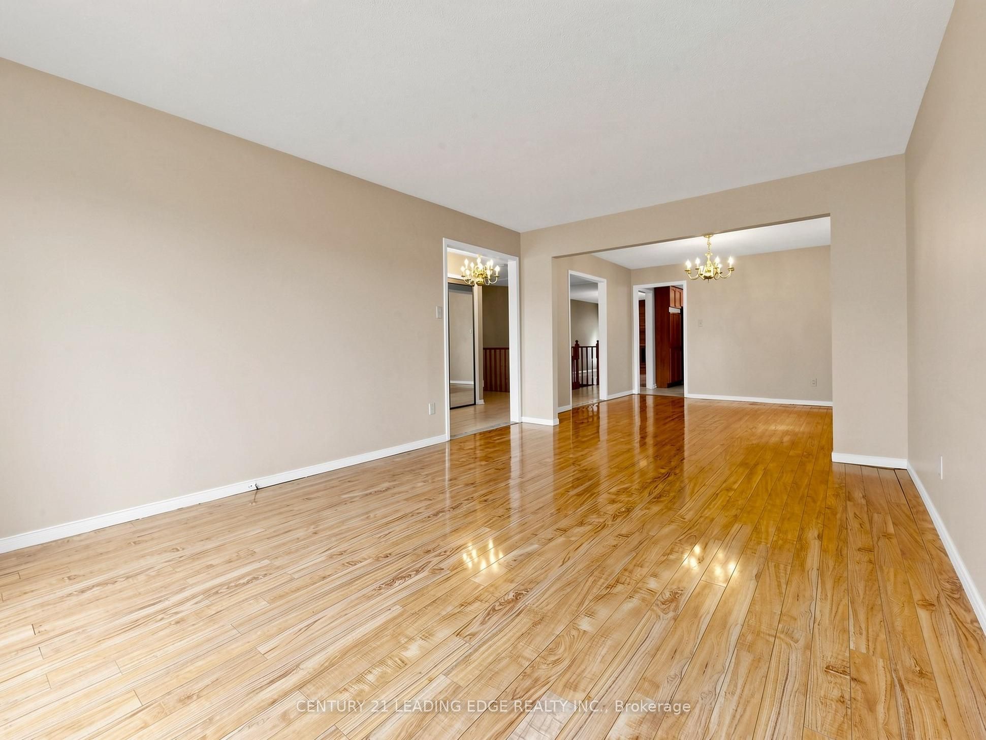 9 COATES Crescent, Richmond Hill, ON L4E 2M3 photo 5