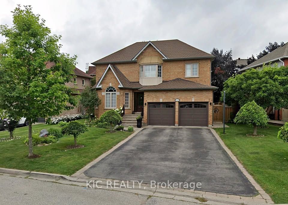 618 Ponting Place, Newmarket, ON L3X 1T4