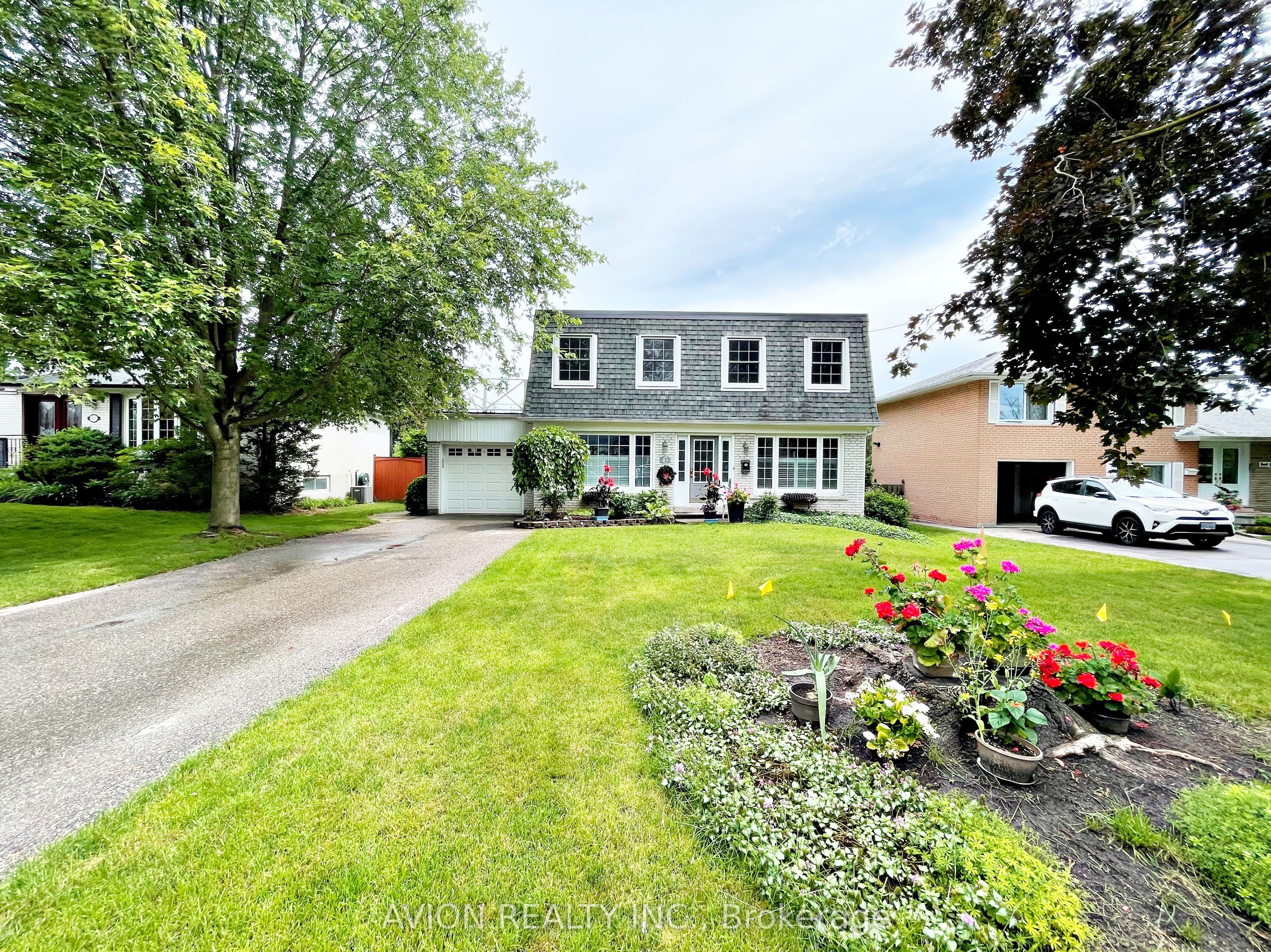 83 Lincoln Green Drive, Markham, ON L3P 1R6 photo 2