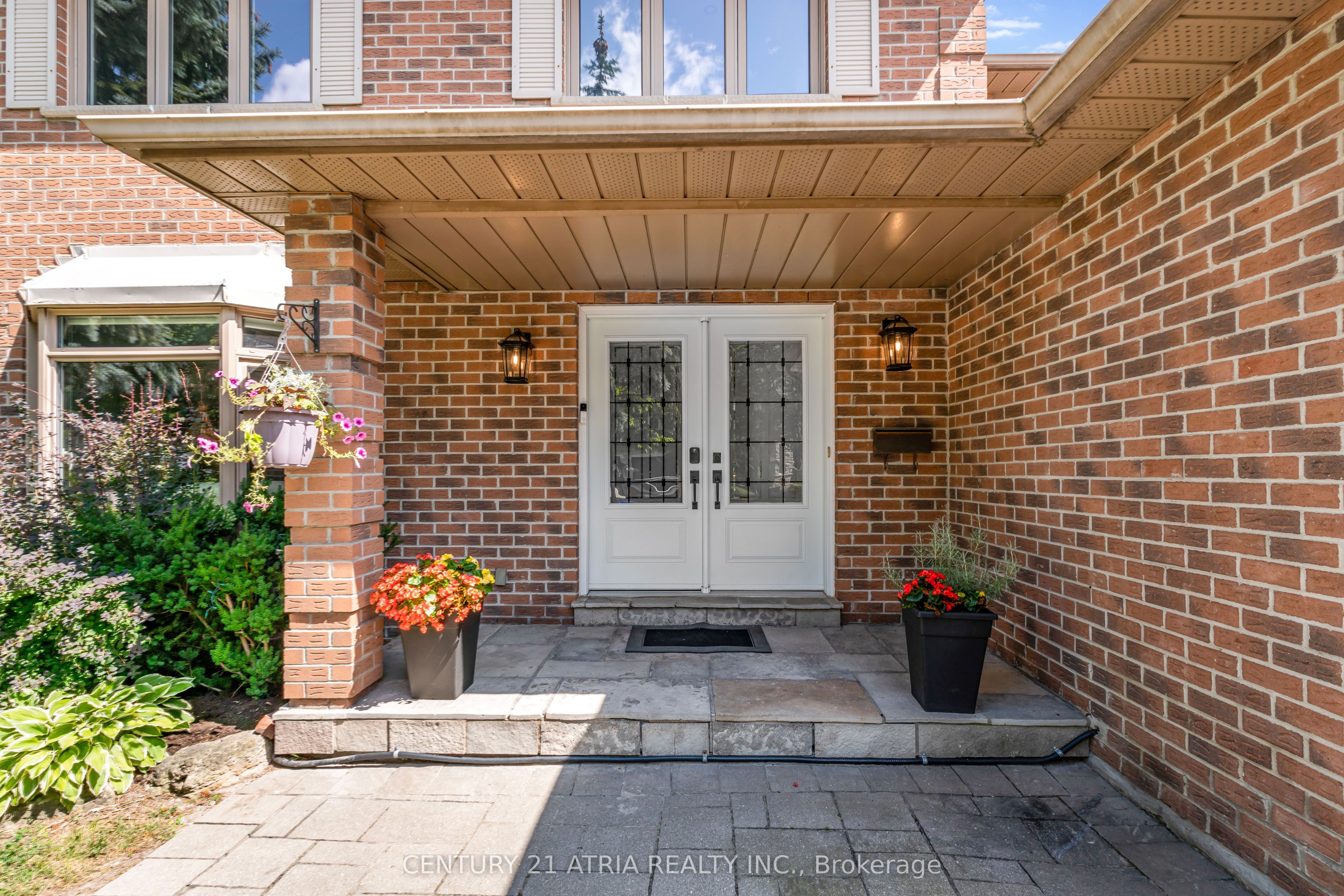 57 Ashfield Drive, Richmond Hill, ON L4E 2L1 photo 2