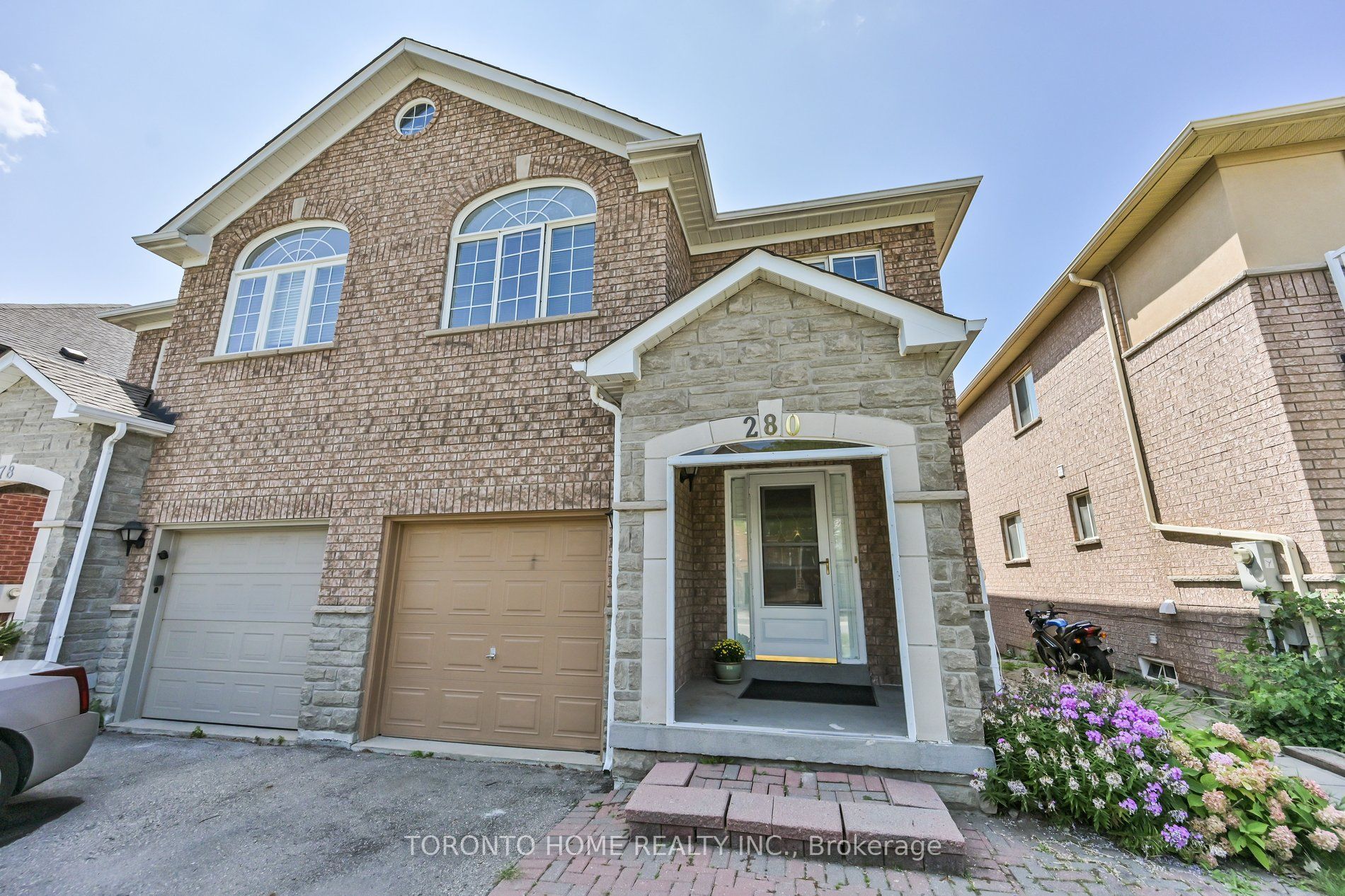 280 Monte Carlo Drive, Vaughan, ON L4H 1R2 photo 2