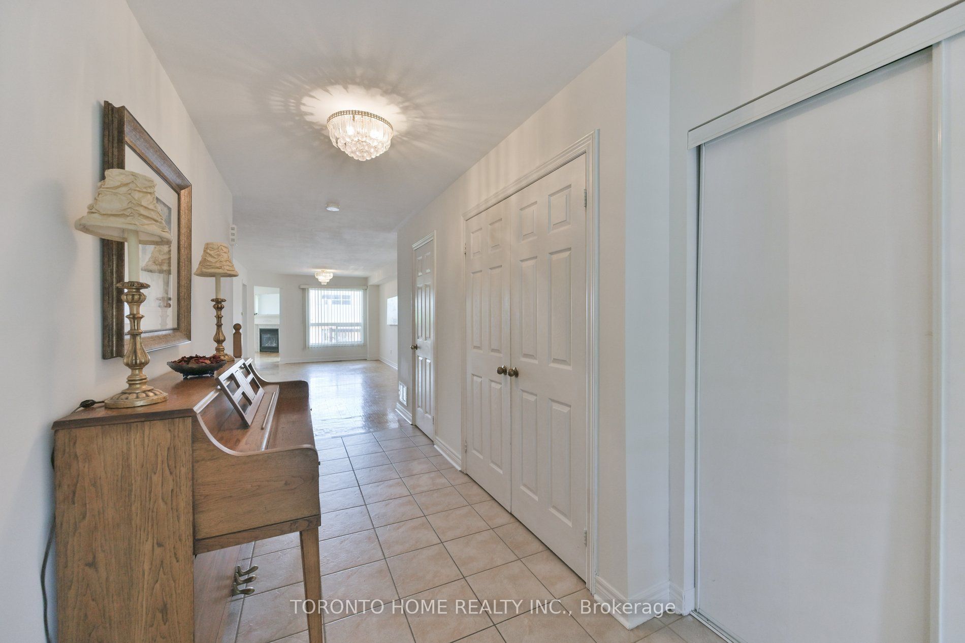 280 Monte Carlo Drive, Vaughan, ON L4H 1R2 photo 4