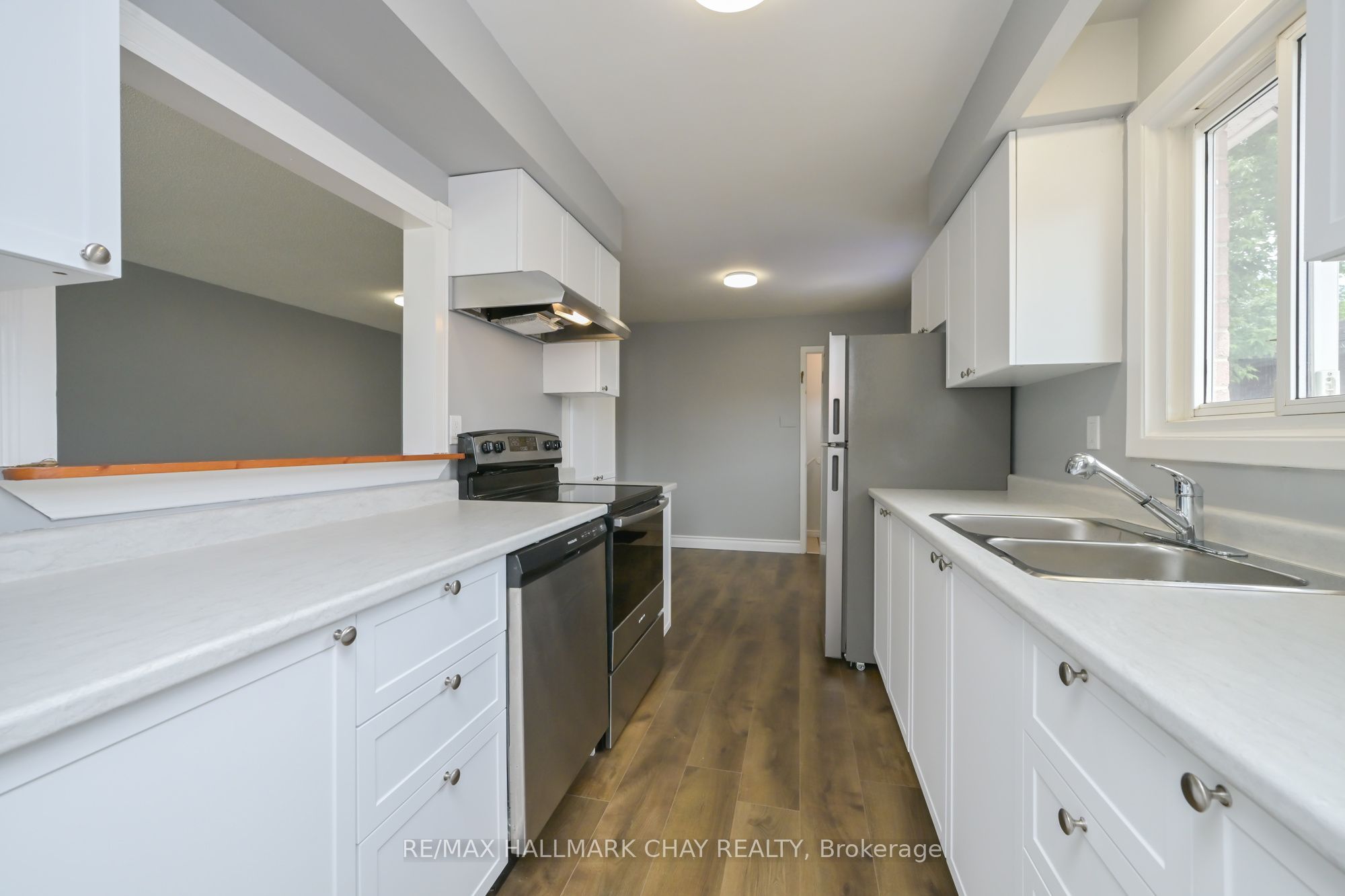186 Beattie Avenue, New Tecumseth, ON L9R 1C1 photo 5