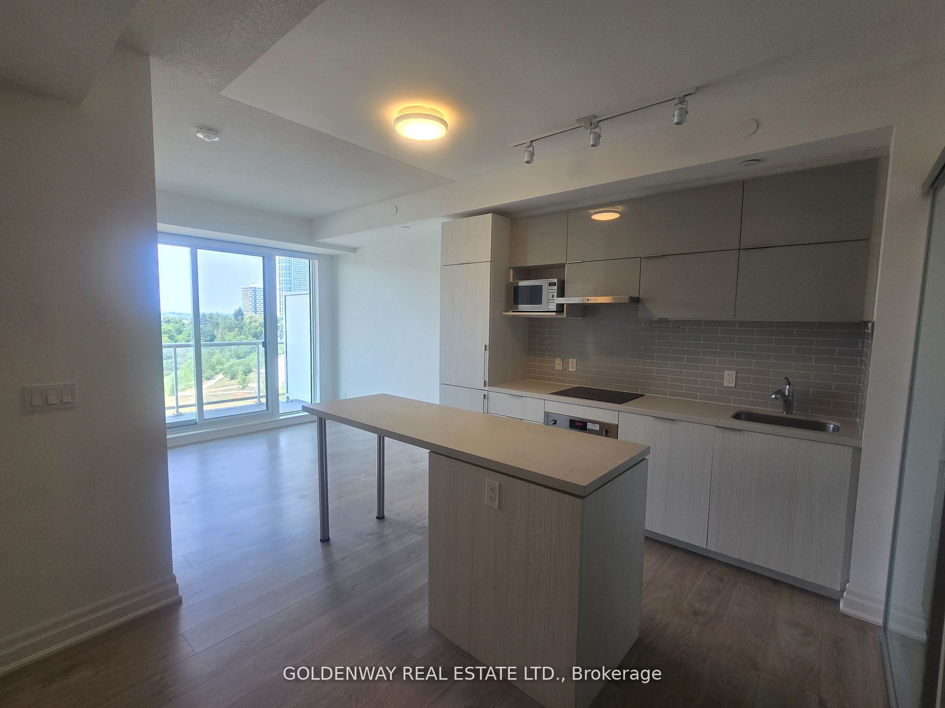 18 Rouge Valley Drive W 501C, Markham, ON L6G 0H1 photo 4