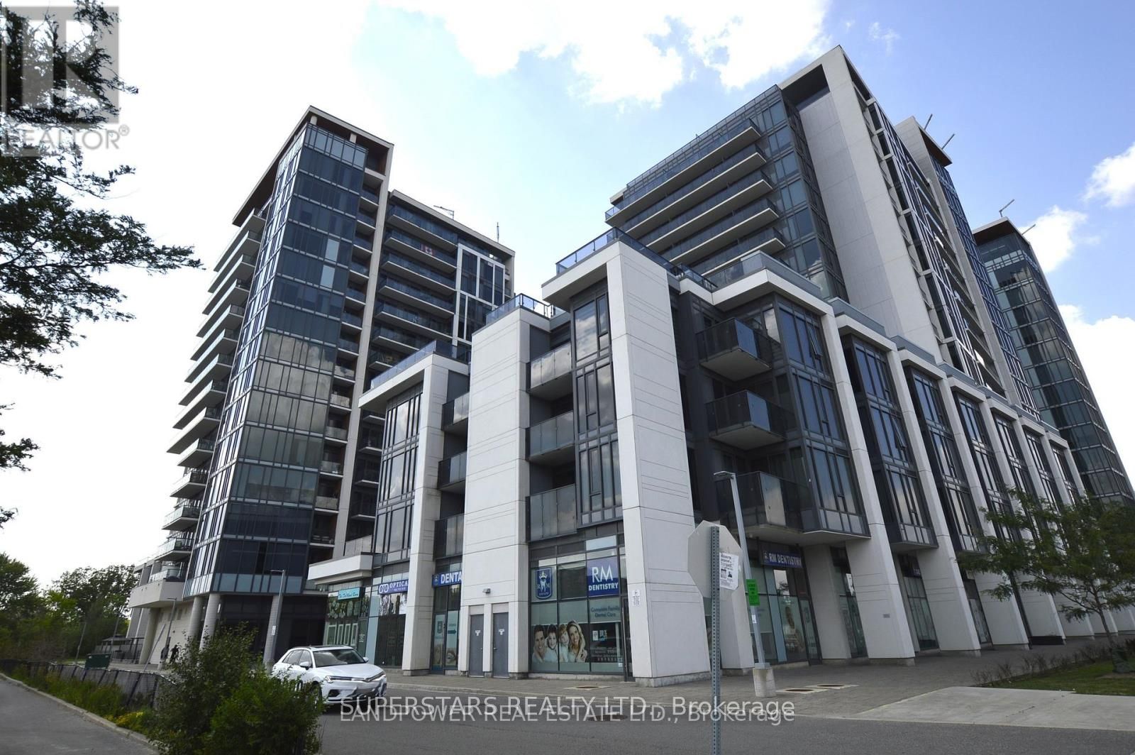 9168 yonge Street 1108, Richmond Hill, ON L4C 0X5