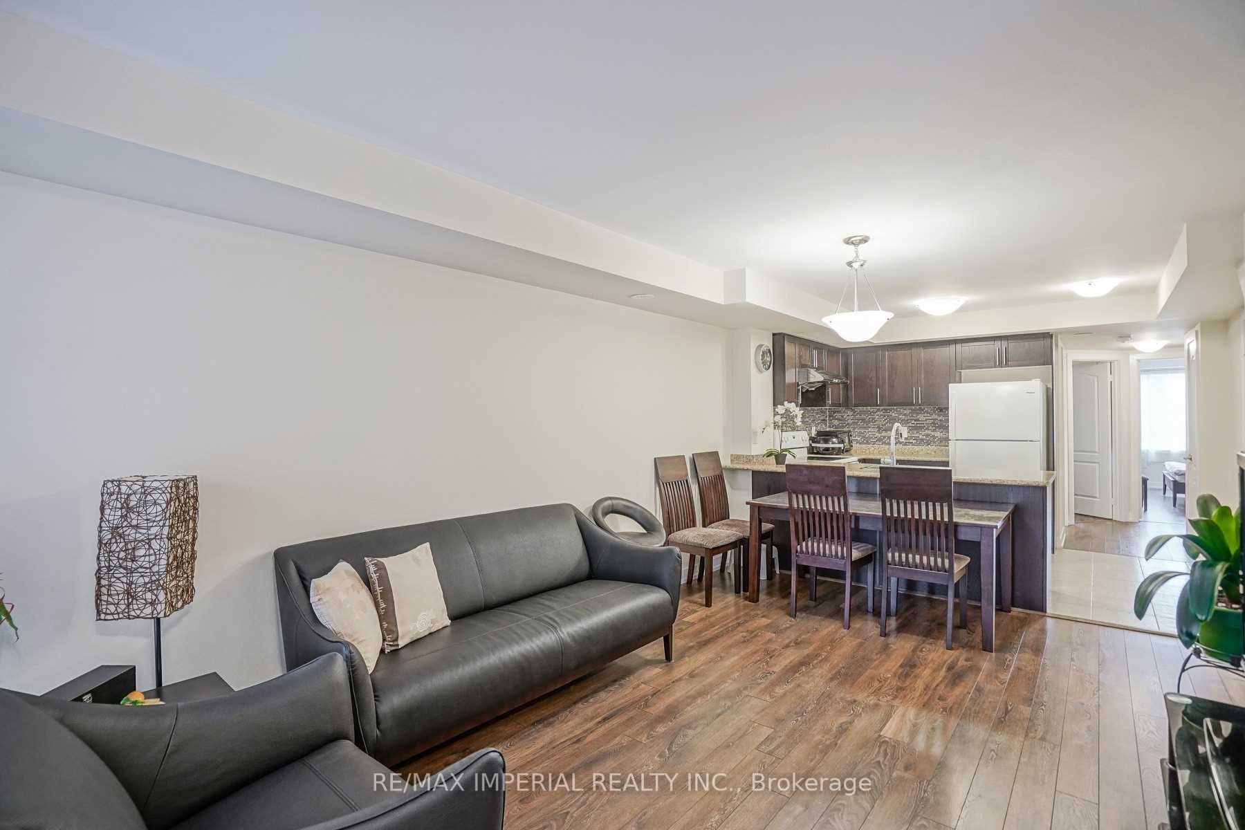 15 Westmeath Lane 2910, Markham, ON L6B 0A8 photo 5
