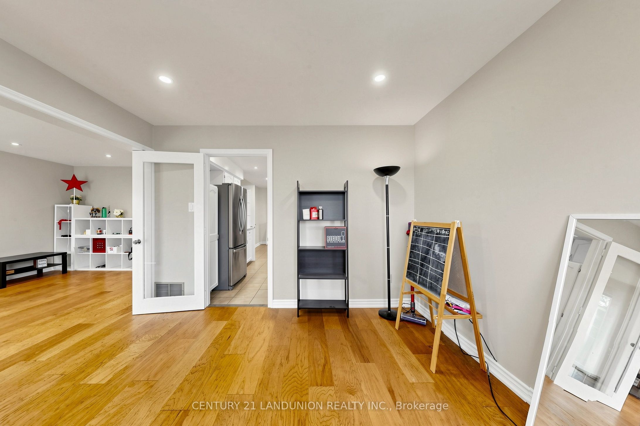 329 Atha Avenue, Richmond Hill, ON L4C 6A8 photo 5