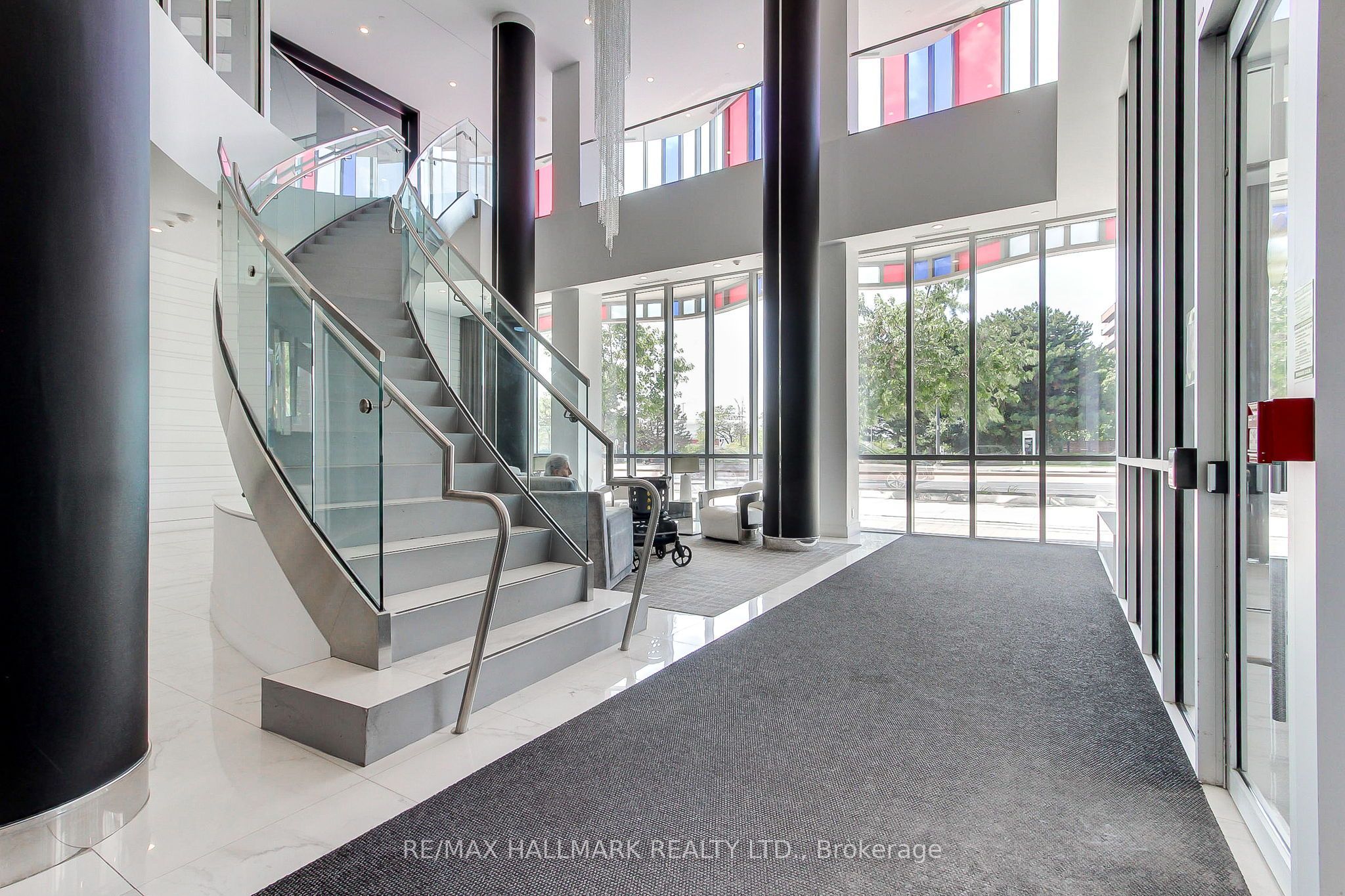 9471 Yonge Street 910, Richmond Hill, ON L4C 0Z5 photo 5