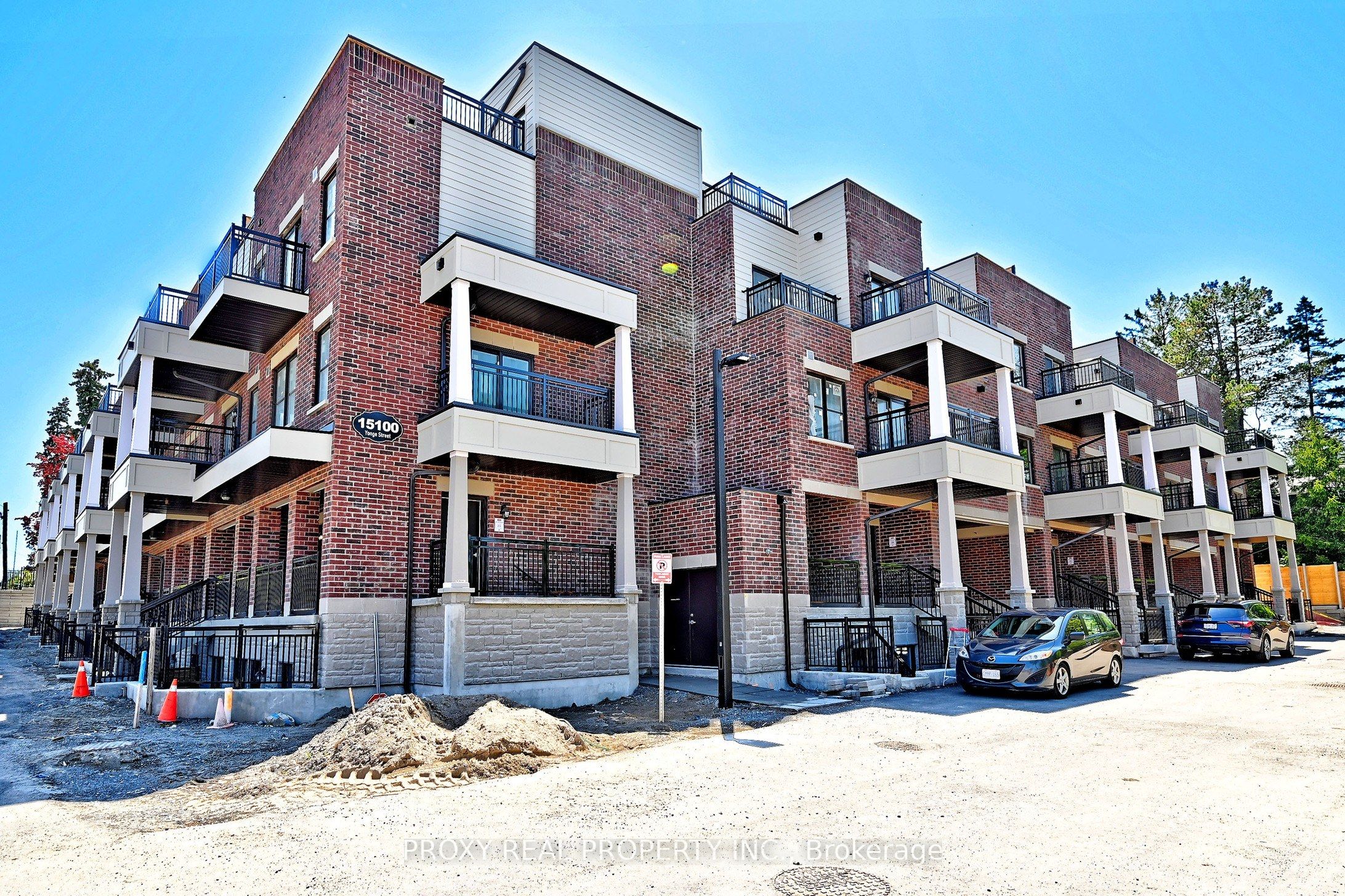 15100 Yonge Street 104, Aurora, ON L4G 4C8