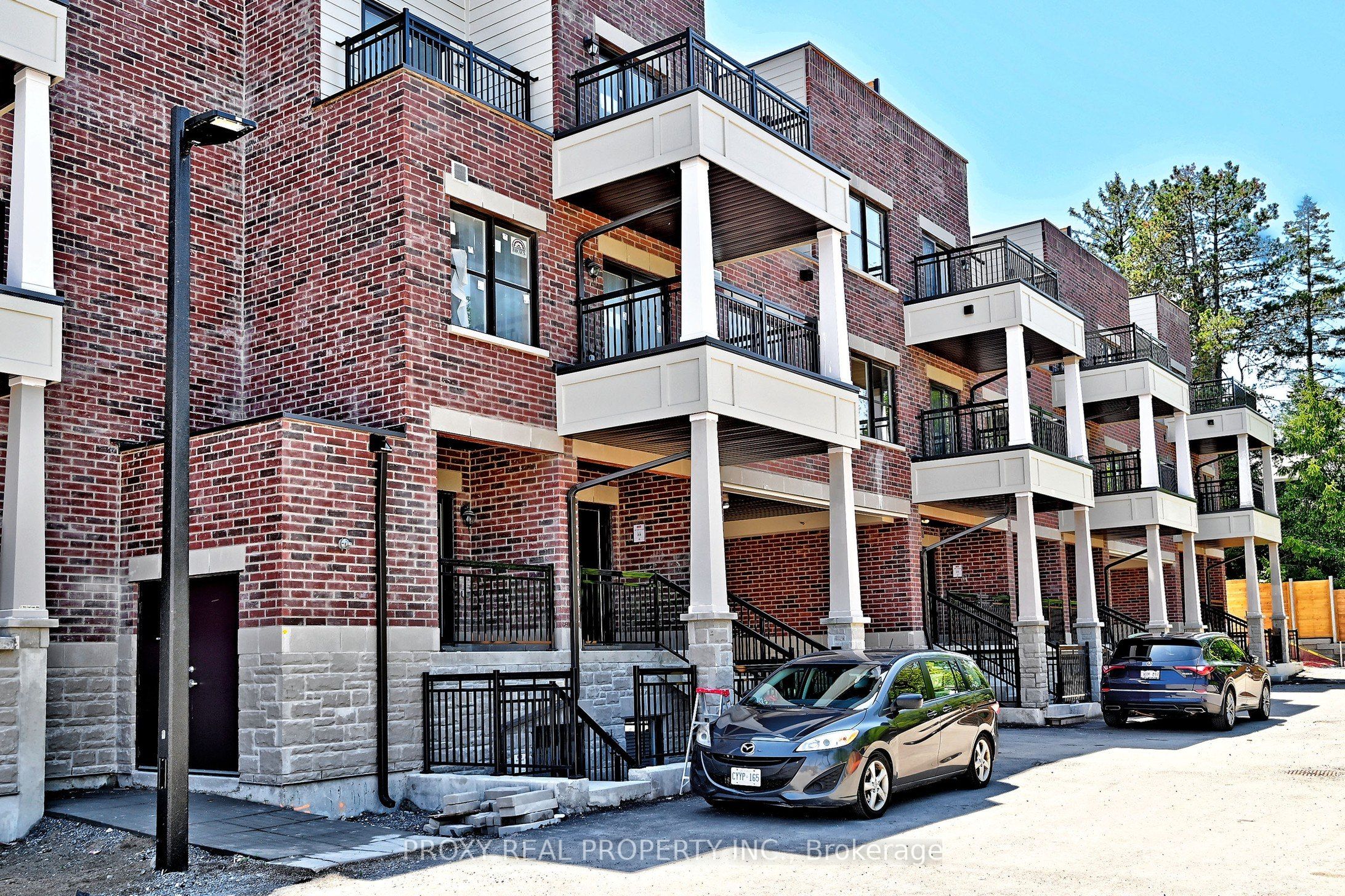 15100 Yonge Street 104, Aurora, ON L4G 4C8 photo 2