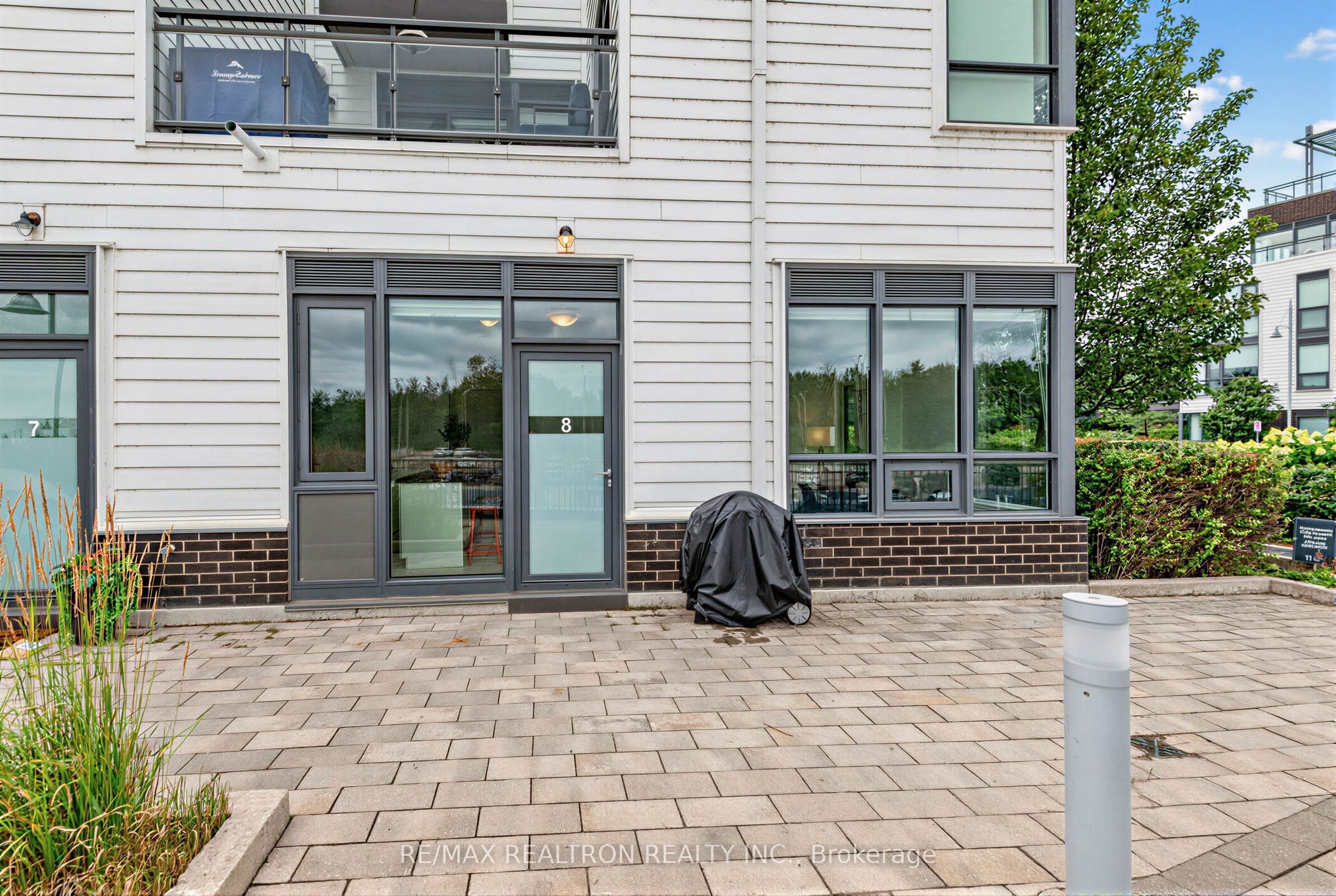 233 Broward Way 8, Innisfil, ON L9S 0M5 photo 4