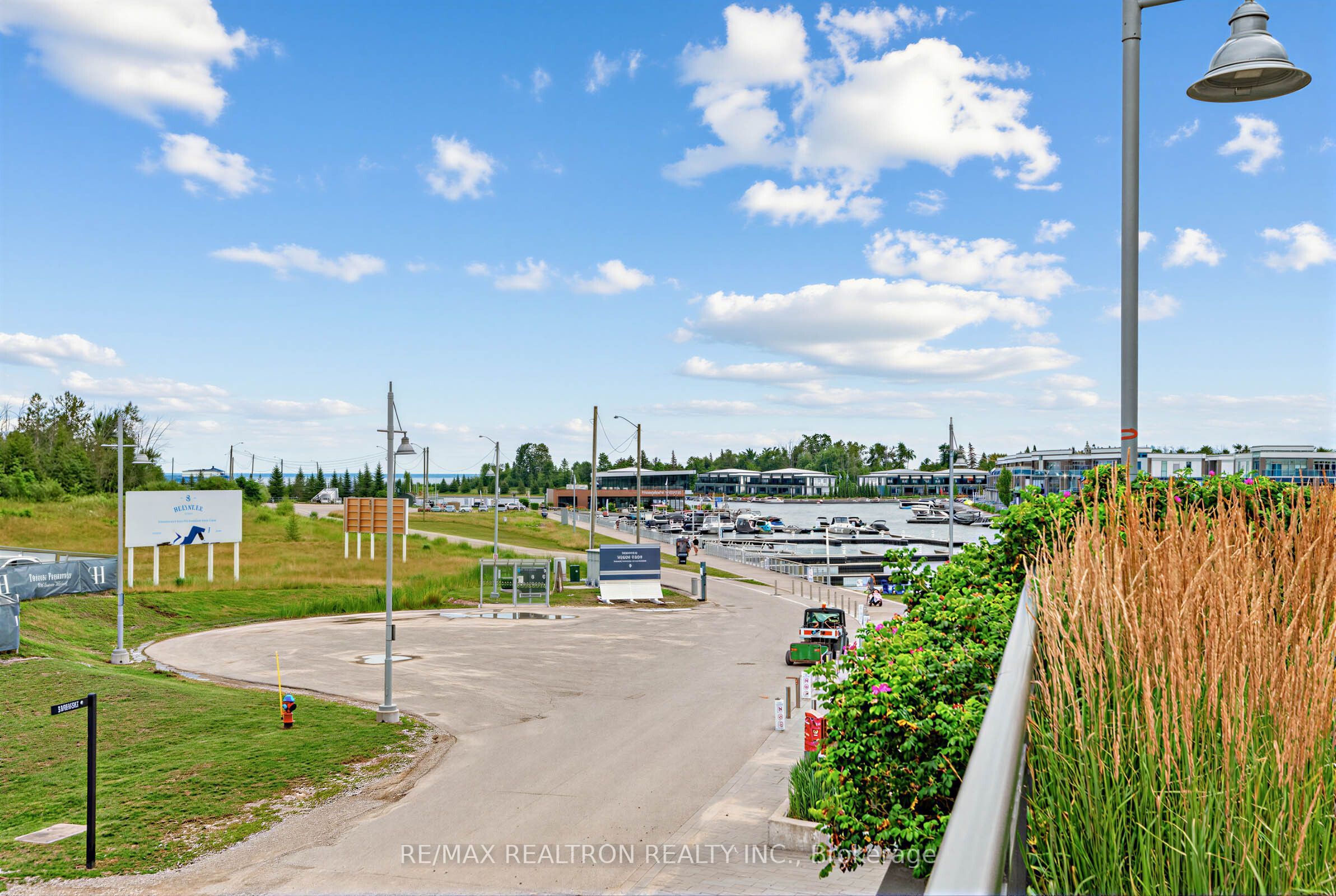 233 Broward Way 8, Innisfil, ON L9S 0M5 photo 5