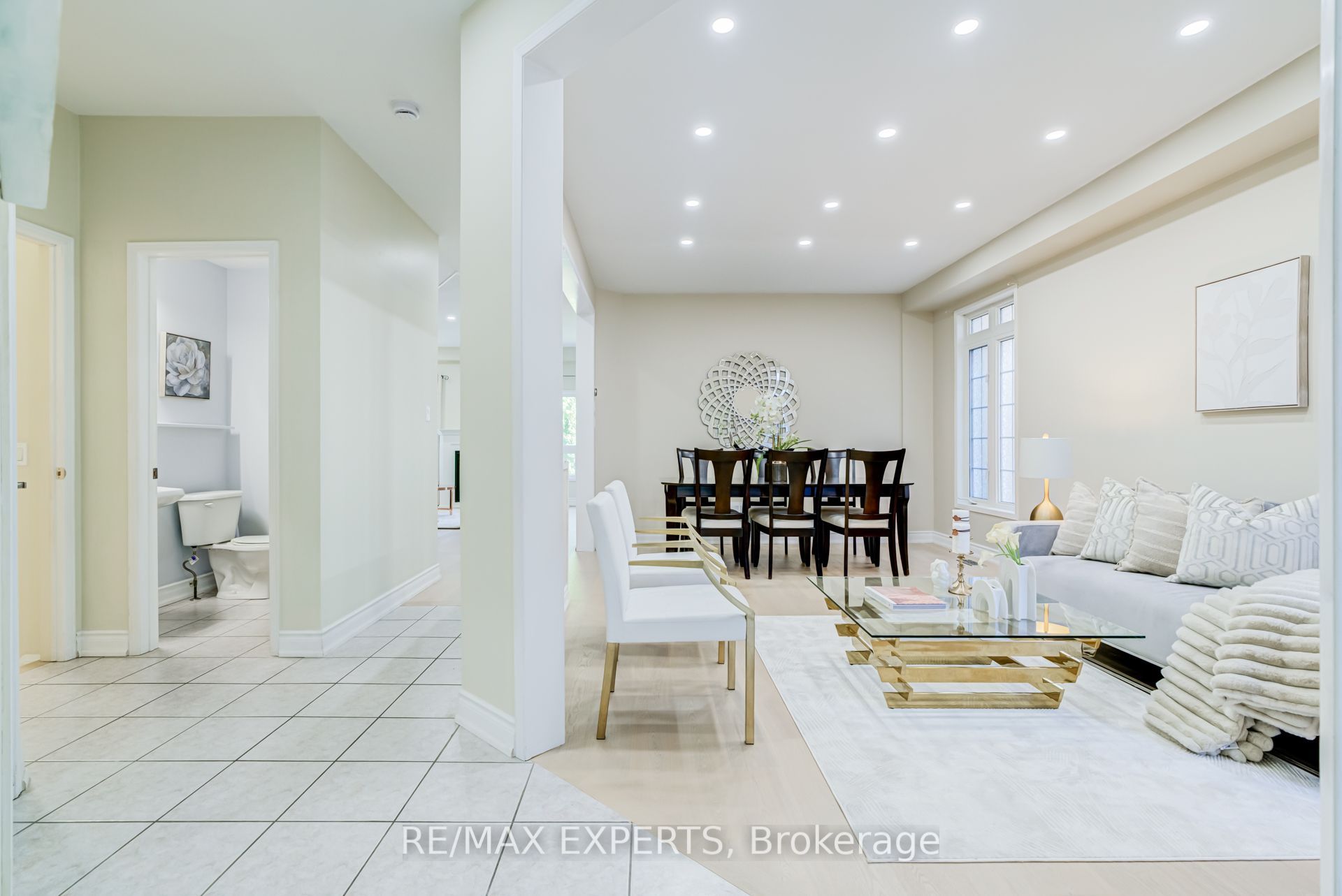 45 Naughton Drive, Richmond Hill, ON L4C 0R2 photo 4