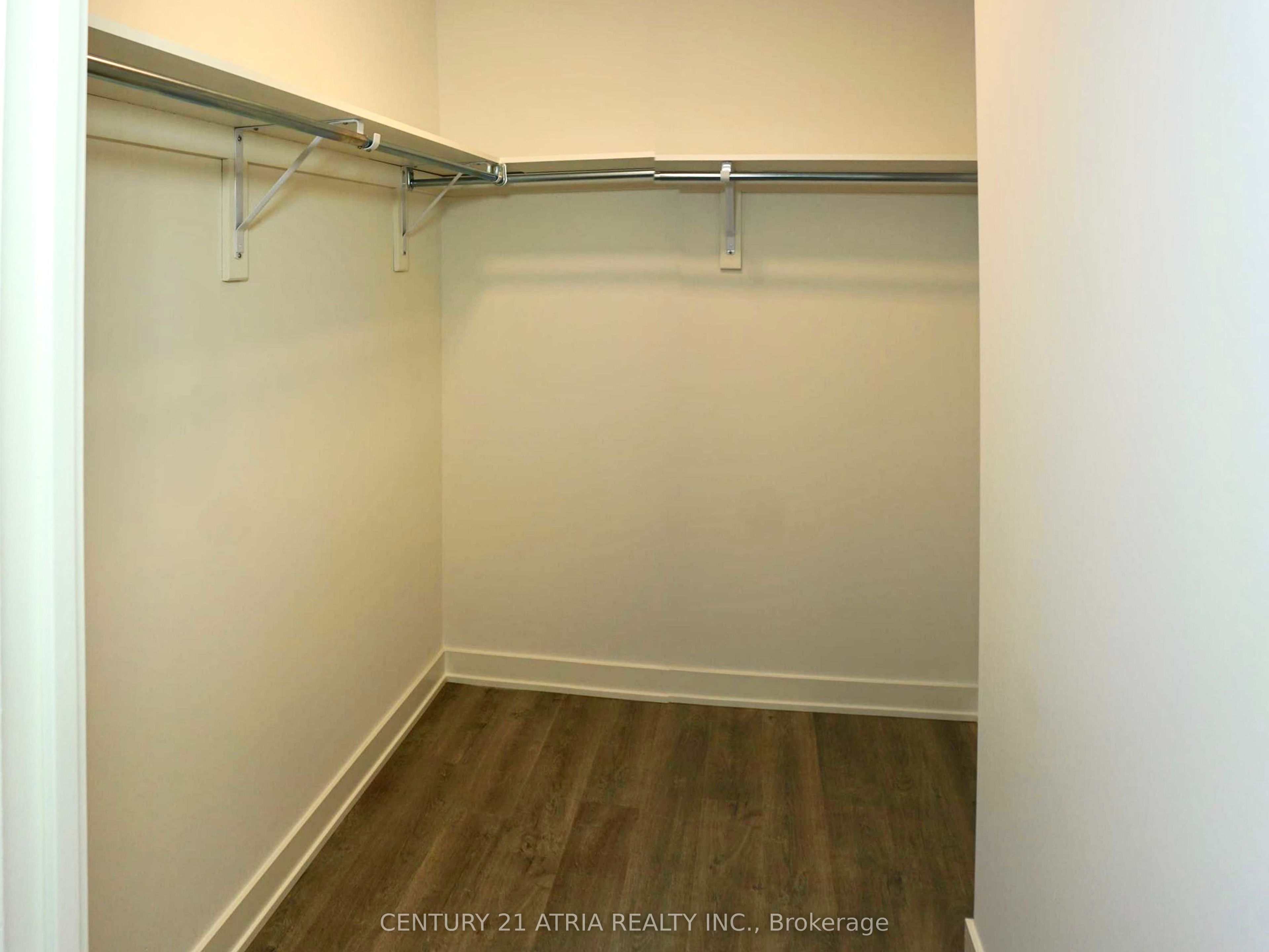 30 Upper Mall Way 619A, Vaughan, ON L4J 0L7 photo 5