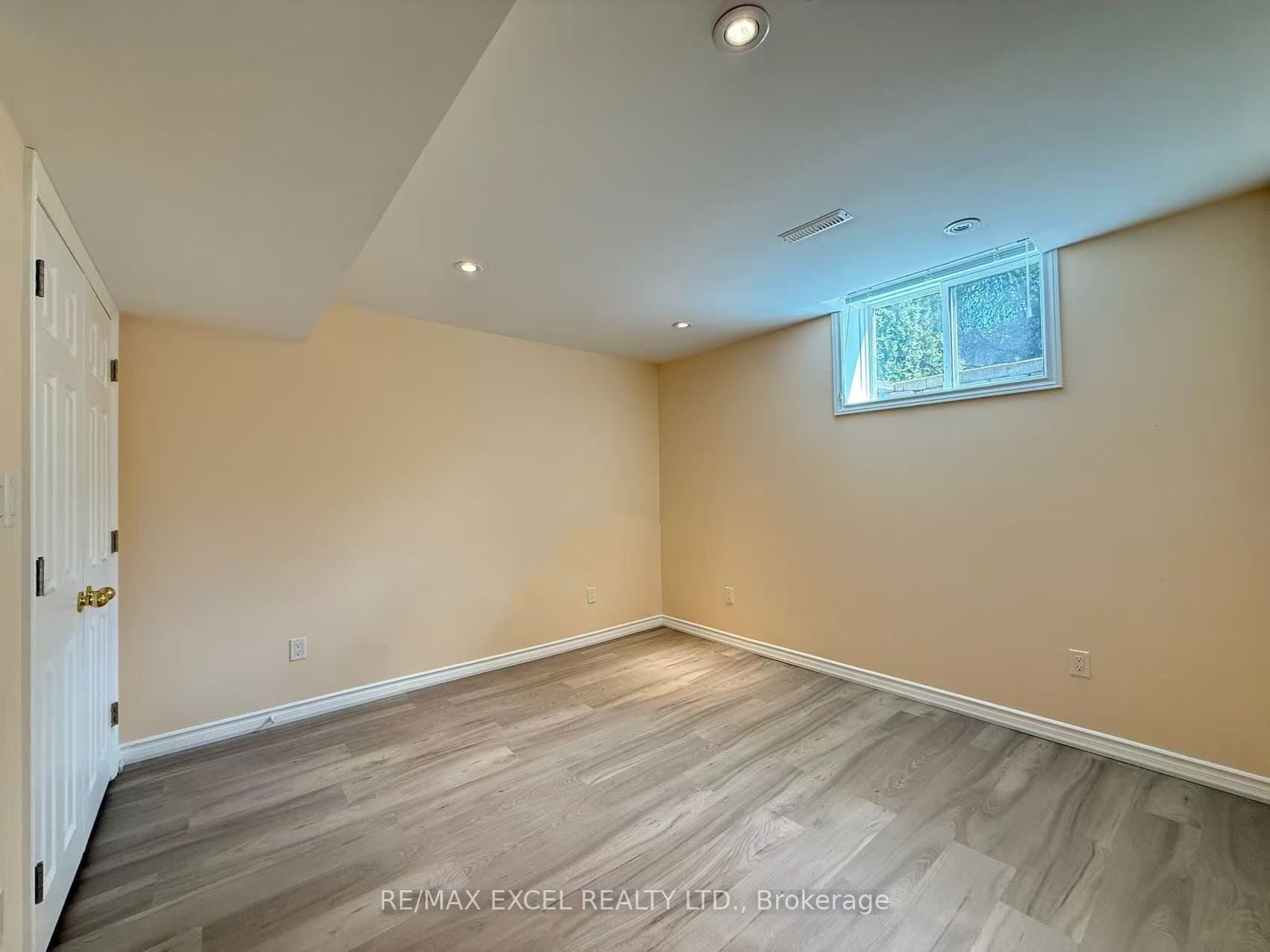 278 Ivy Jay Crescent Bsmt, Aurora, ON L4G 0E7 photo 5
