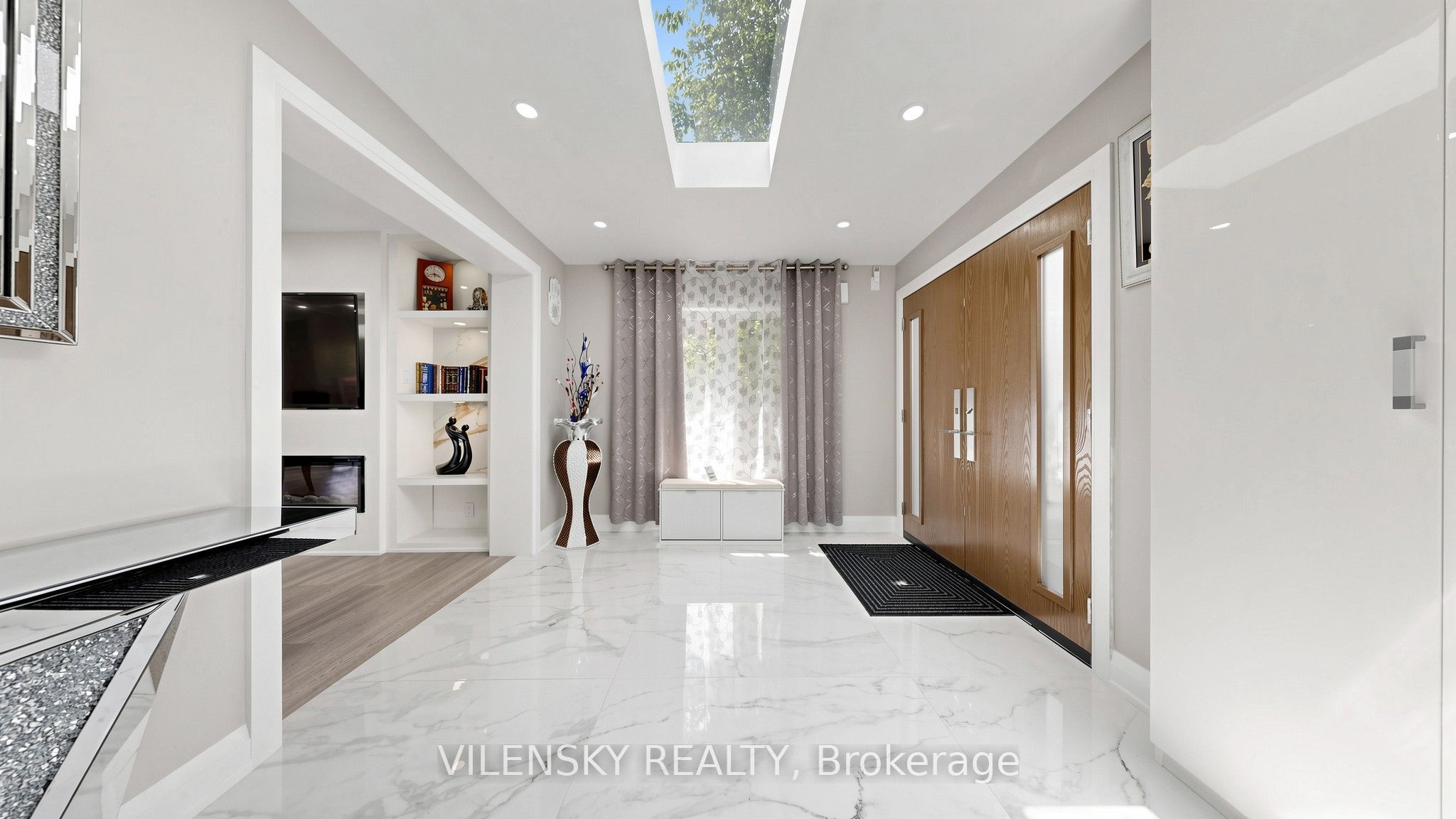 31 Lonny Court, Vaughan, ON L4J 3J9 photo 4