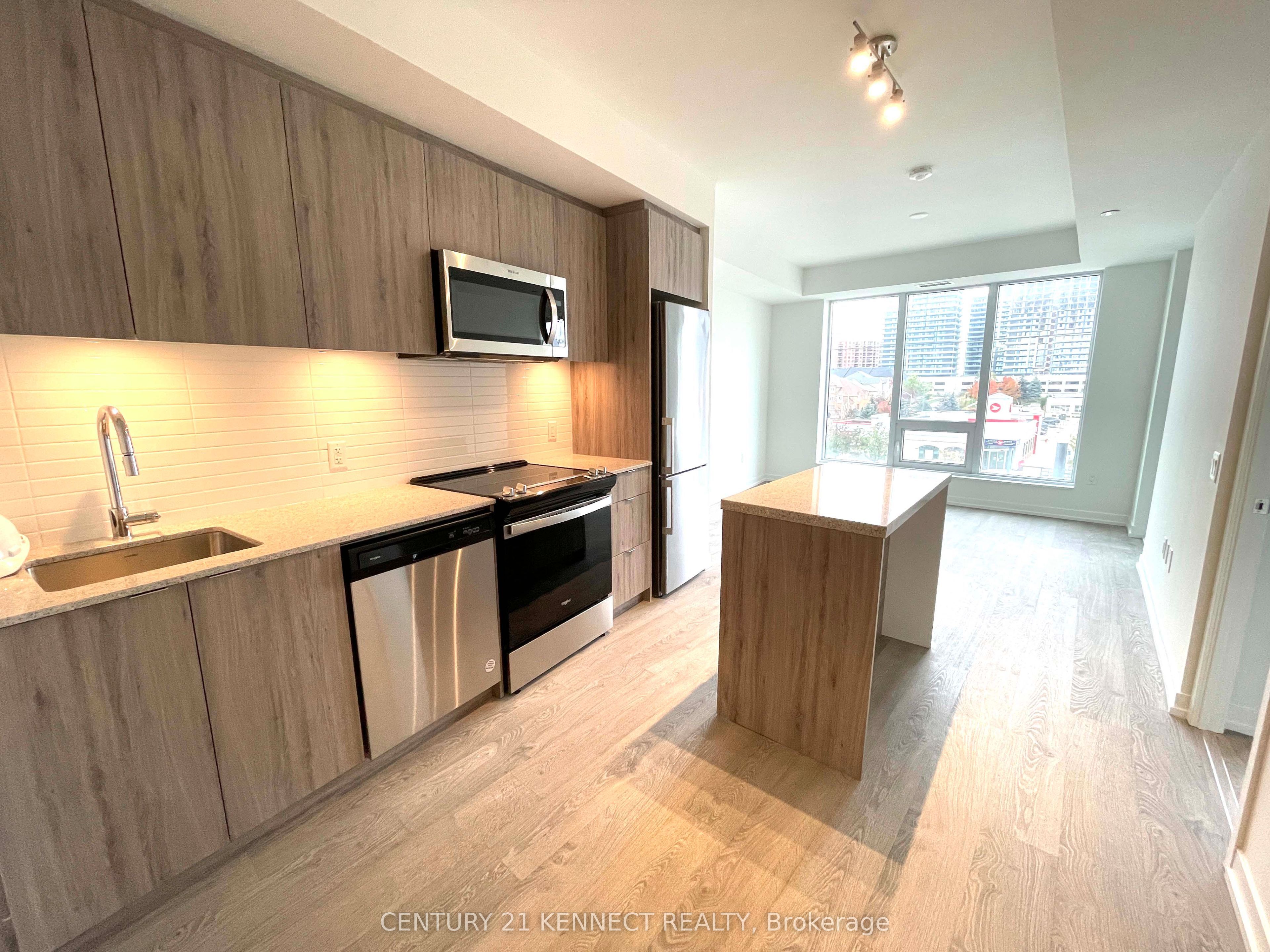 8868 Yonge Street 308E, Richmond Hill, ON L4C 0T4 photo 4