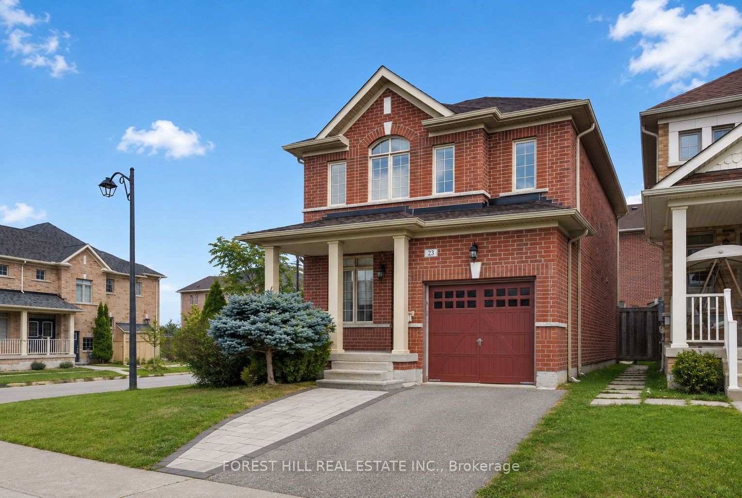 23 Cobb Street, Aurora, ON L4G 0W9 photo 2