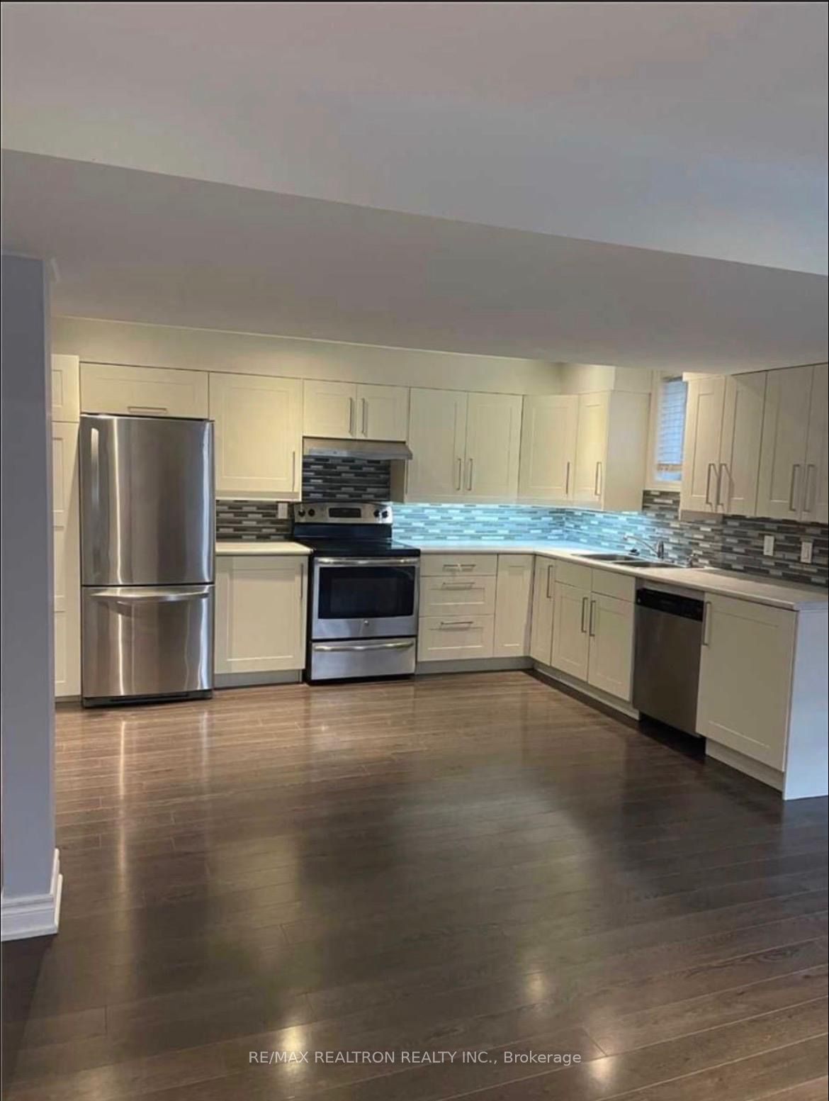 121 Silver Maple Rd Basement Road, Richmond Hill, ON L4E 0C8