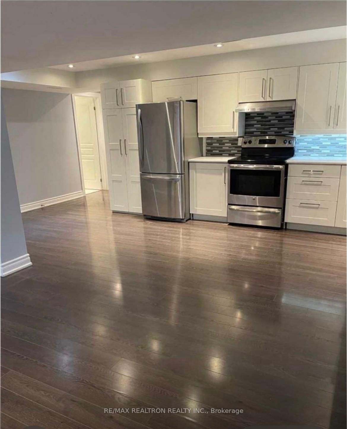 121 Silver Maple Rd Basement Road, Richmond Hill, ON L4E 0C8 photo 2