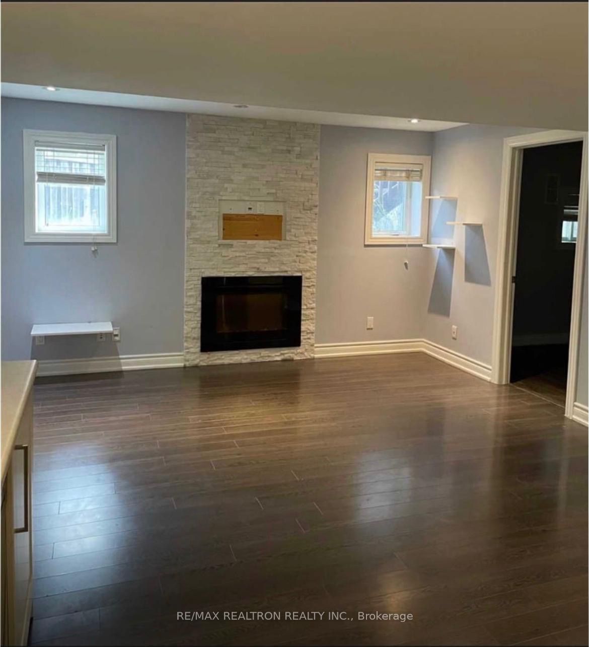 121 Silver Maple Rd Basement Road, Richmond Hill, ON L4E 0C8 photo 4