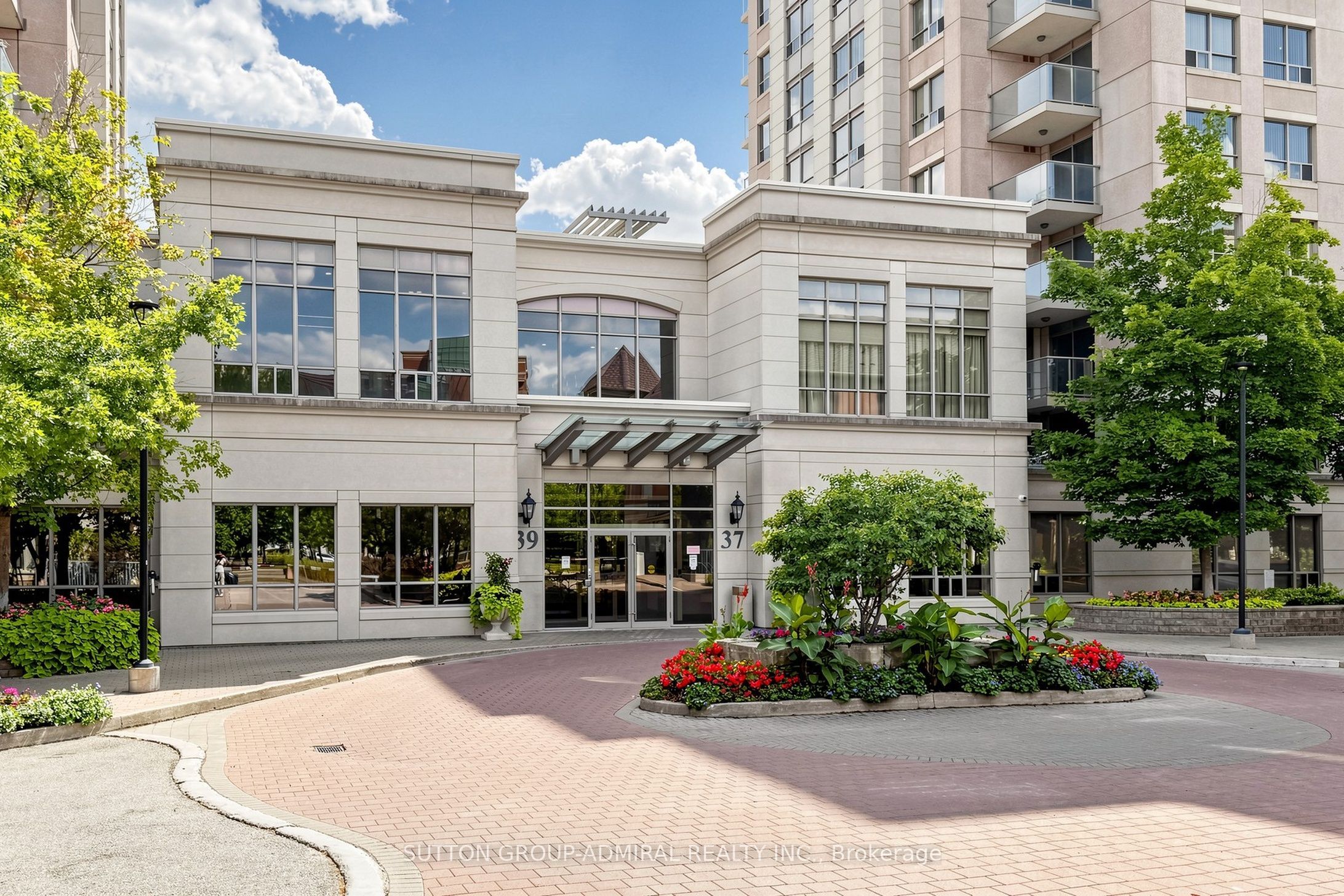 39 Galleria Parkway 210, Markham, ON L3T 0A6 photo 3