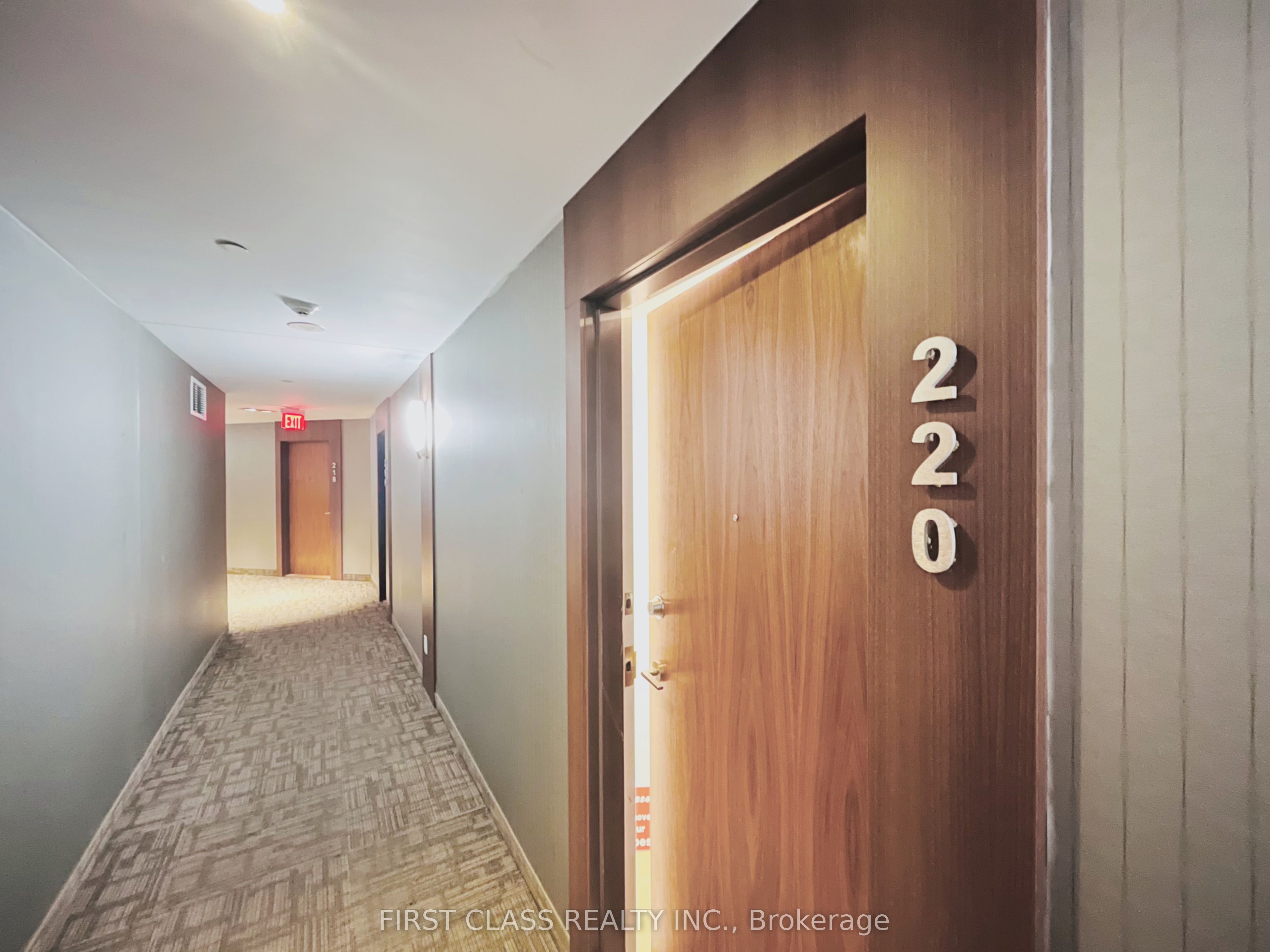 8323 Kennedy Road 220, Markham, ON L3R 5W7
