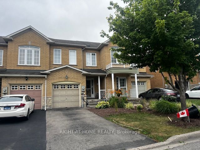 558 Legresley Lane, Newmarket, ON L3Y 8R6
