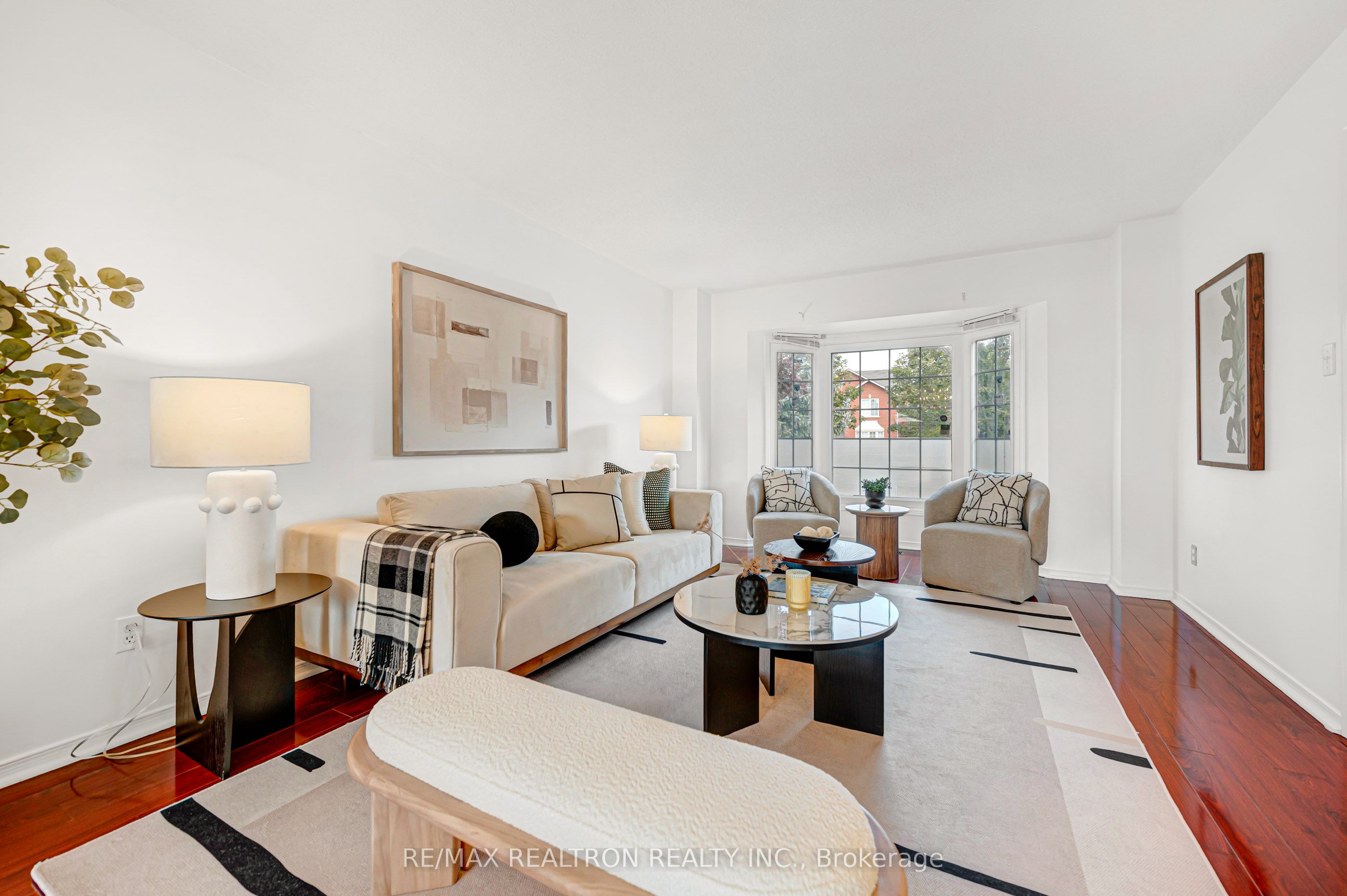 37 Dumaurier Crescent, Richmond Hill, ON L4S 1G6 photo 3
