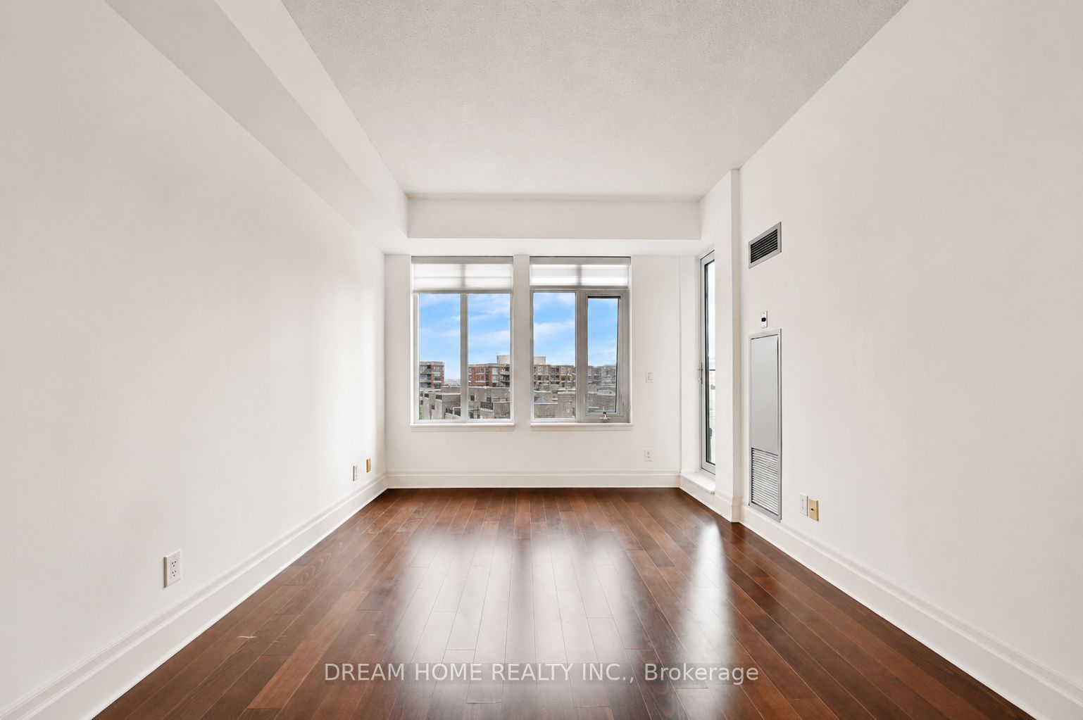 111 Upper Duke Crescent 619, Markham, ON L6G 0C8 photo 3