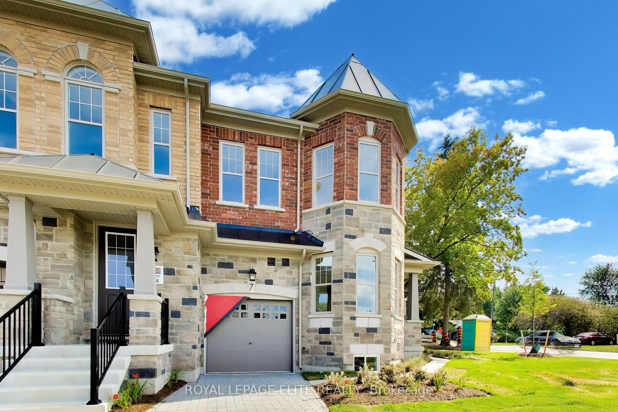 7 Dennison Street S, King, ON L7B 1G2 photo 4