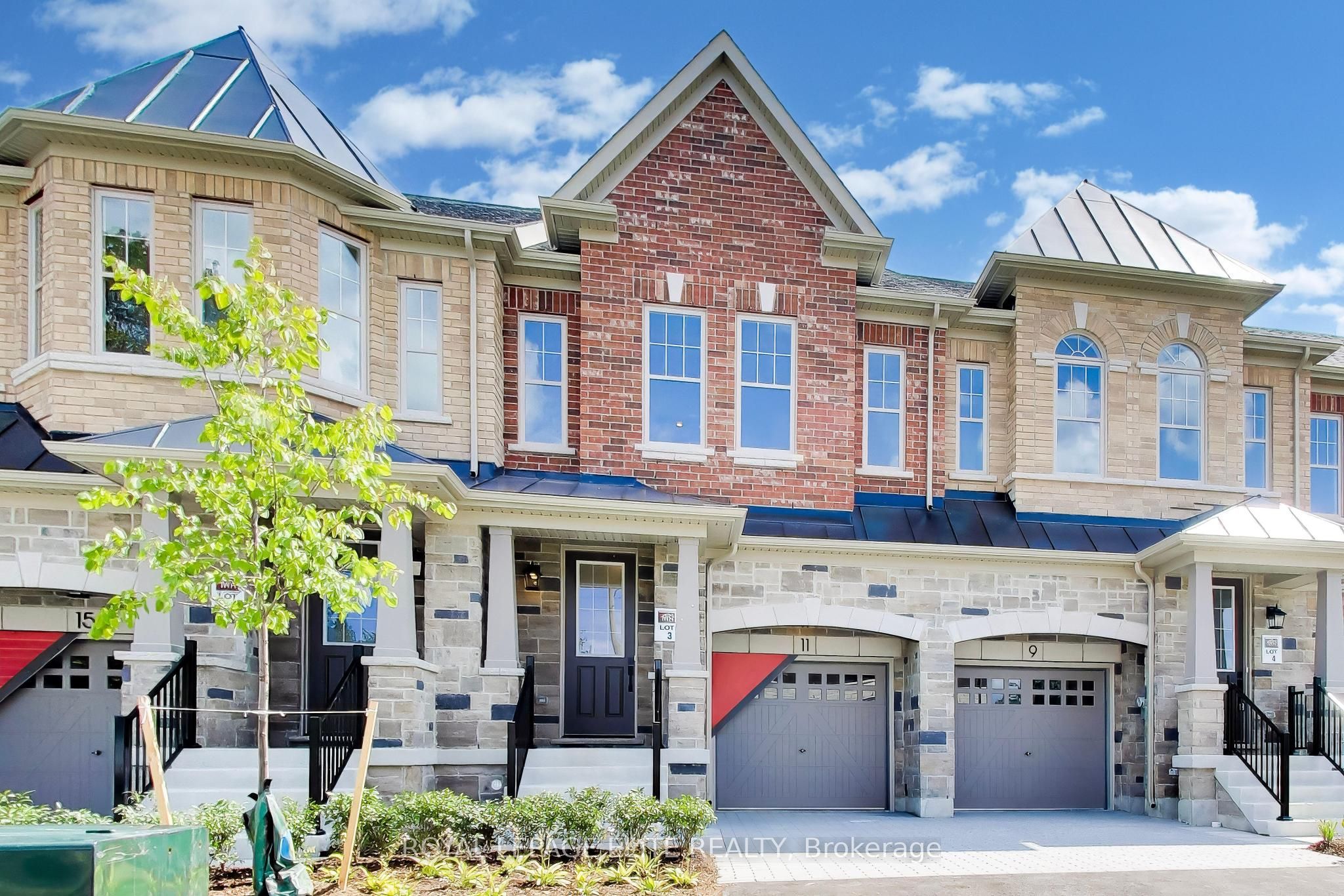11 Dennison Street S, King, ON L7B 1G2 photo 2