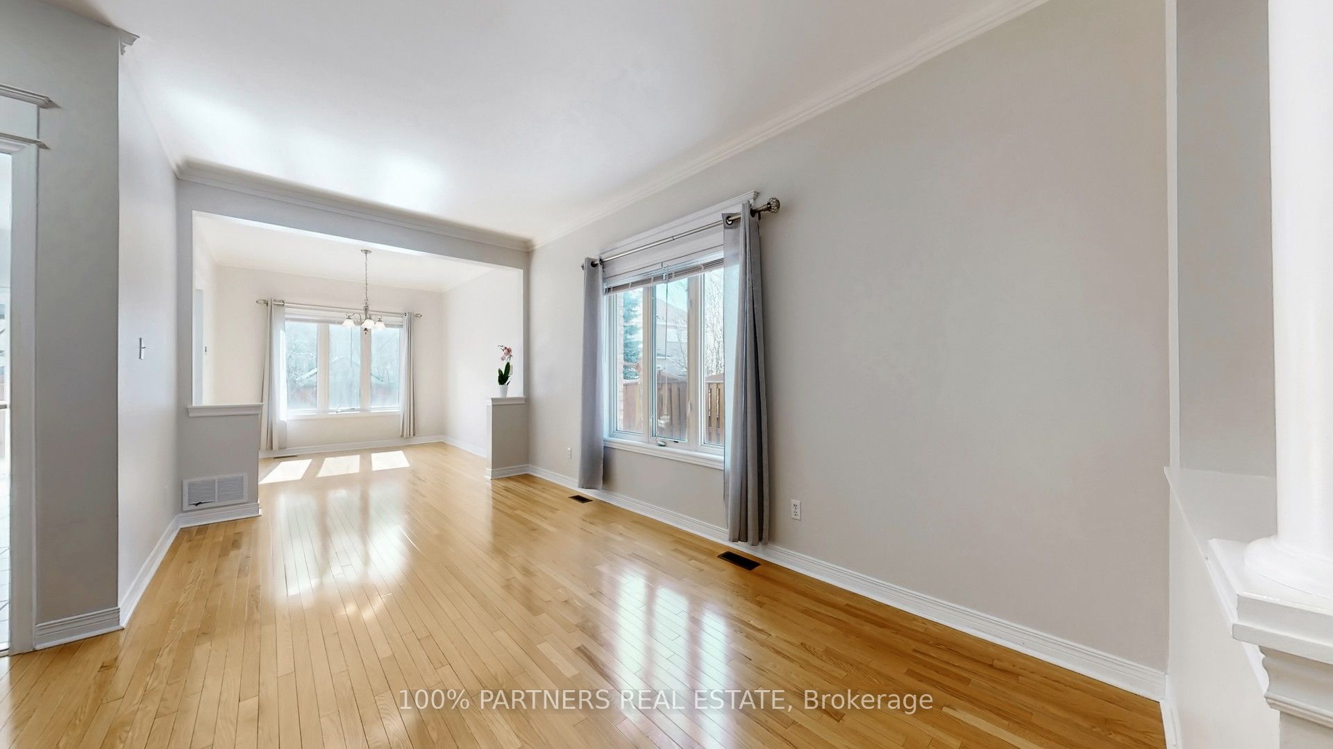 62 Macedonia Court, Newmarket, ON L3X 2W8 photo 5
