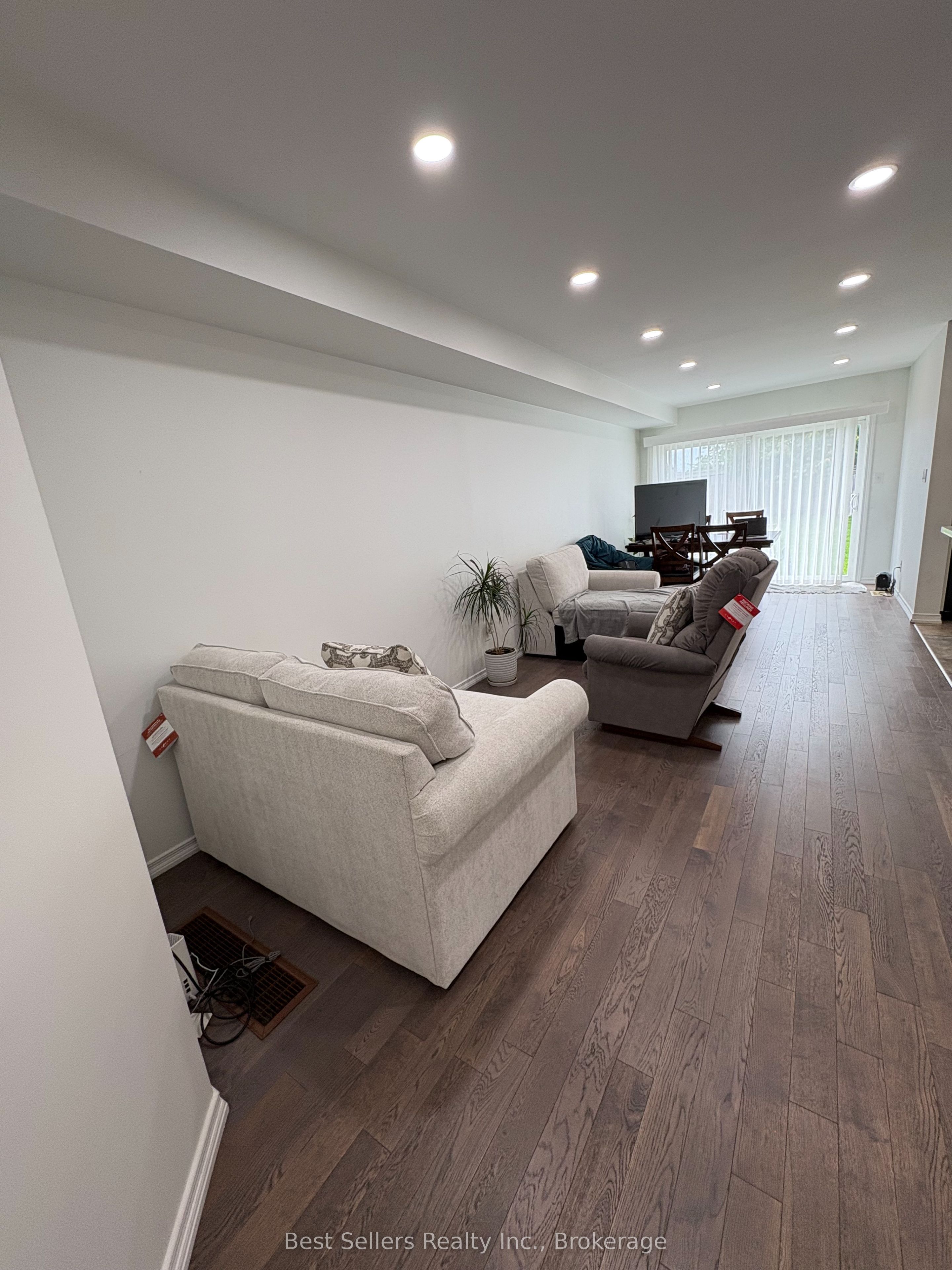 1269 COLEMAN Crescent, Innisfil, ON L9S 0G6 photo 5
