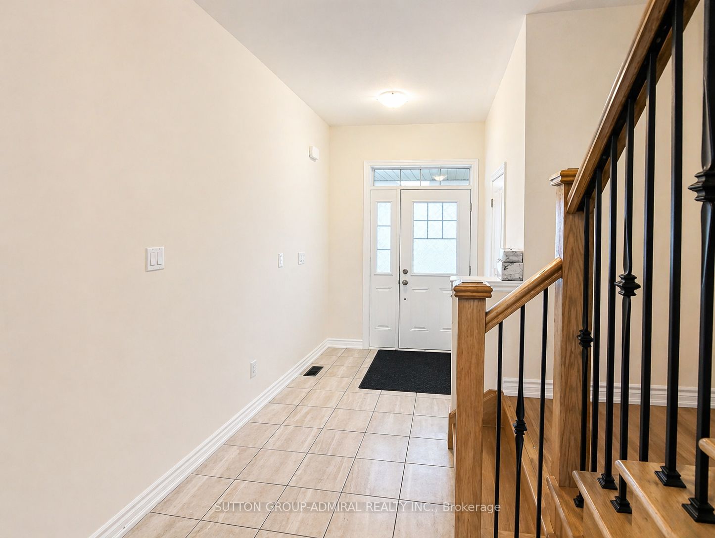 2135 Speare Court, Innisfil, ON L9S 0M9 photo 2