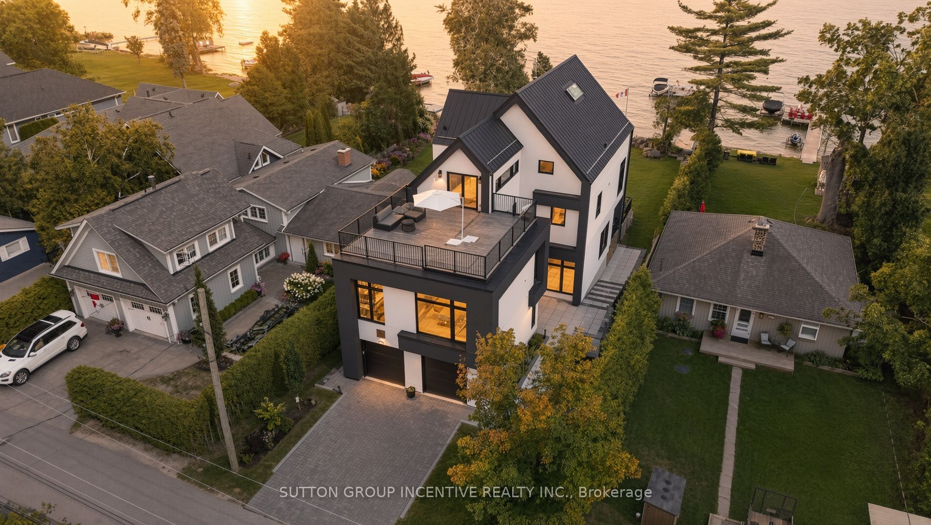 1619 Houston Avenue, Innisfil, ON L9S 4M6