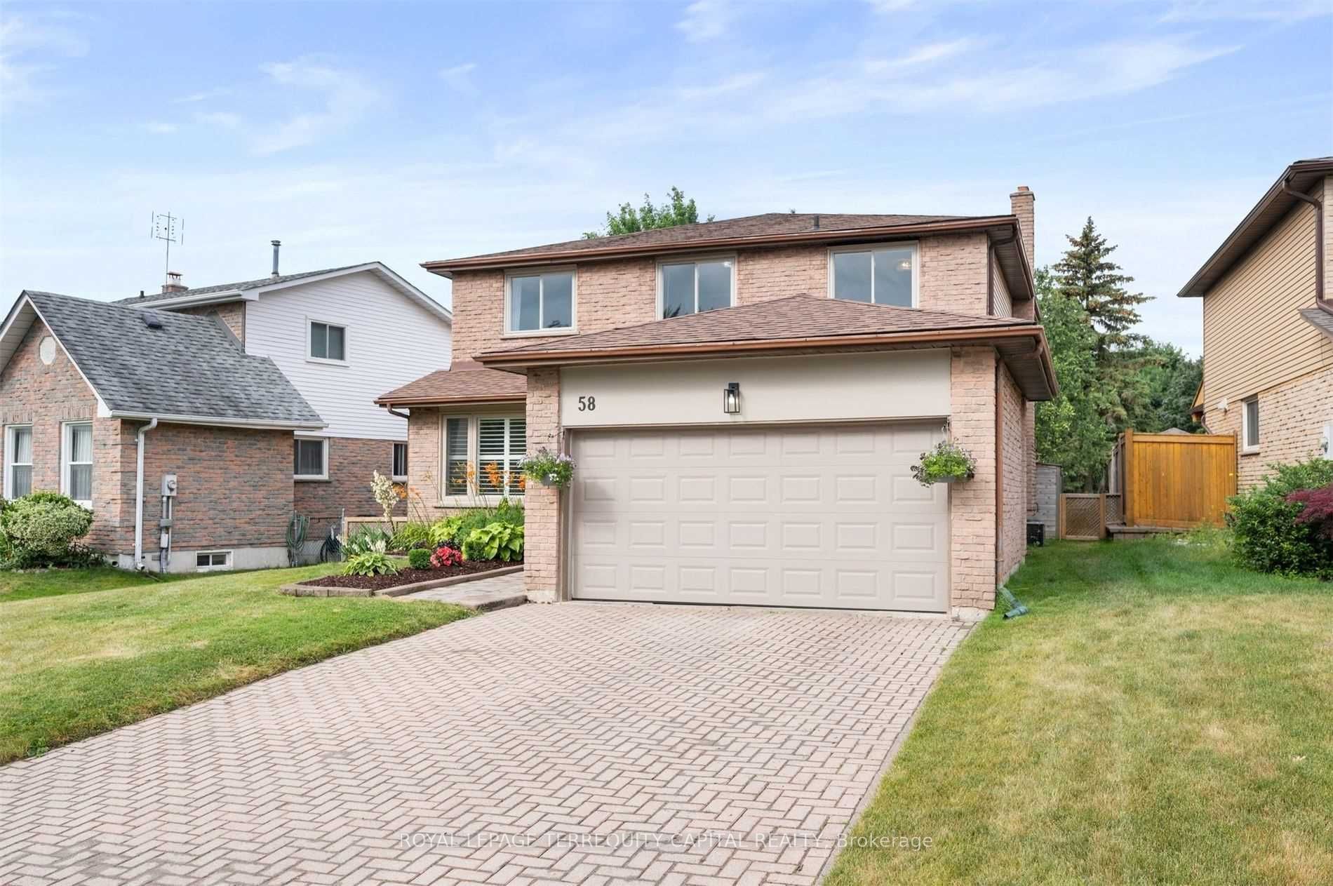 58 Carlson Drive Lower, Newmarket, ON L3Y 6A9